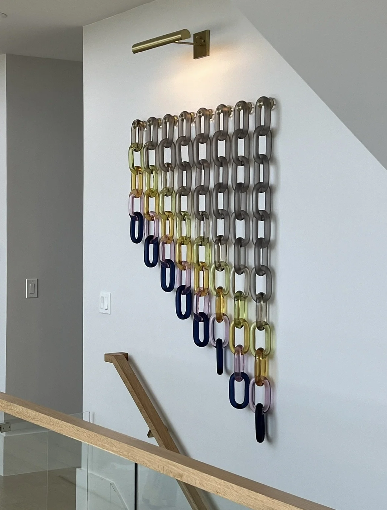 8 across (48”) x 5 down (23.5”), 6 down (27”), 7 down (31.5”), 8 down (36”), 9 down (40.5”), 10 down (45”), 11 down (49.5”), 12 down (54”), 68 links.  Diagonal.  Matte Med. Grey, Celery, Golden Yellow, Lt. Pink, Matte Navy