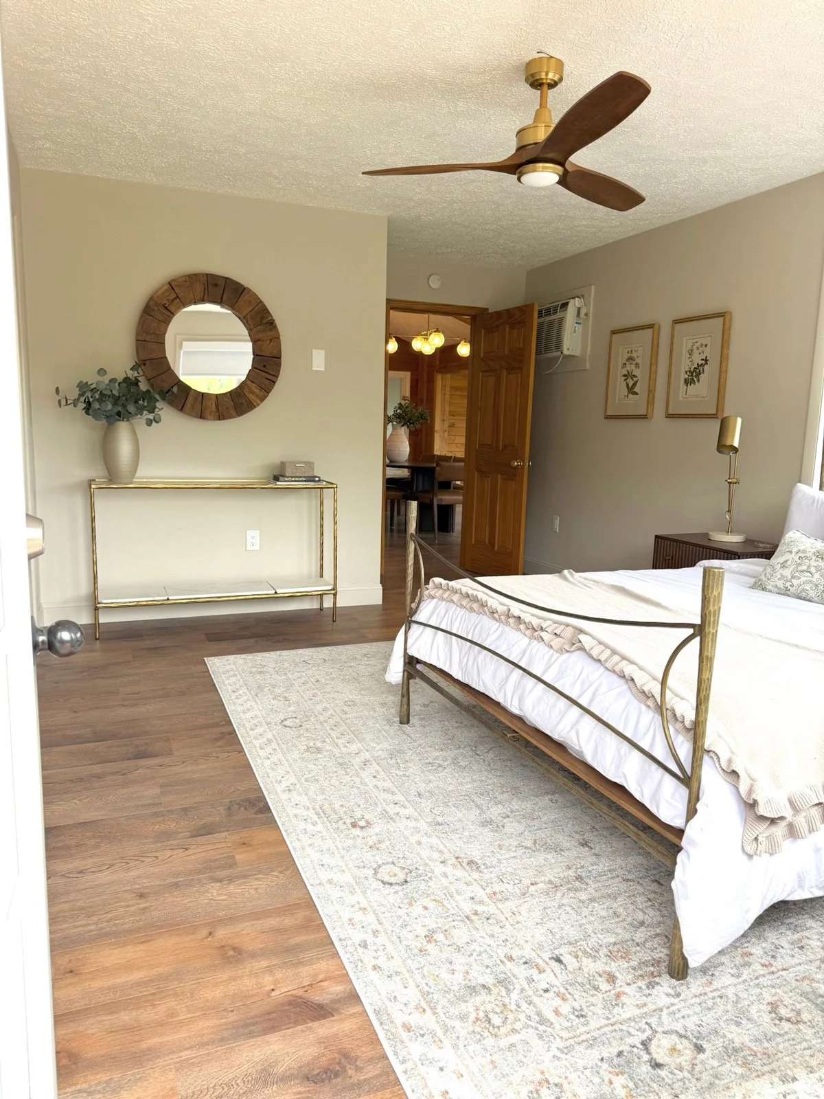 Website---Airbnb---108-of-113.jpg