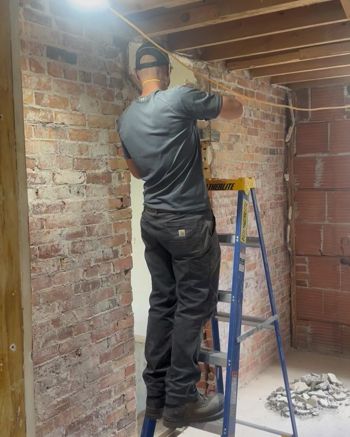On today&rsquo;s episode of this old house&hellip;. @manpowerdemolition has came in and done their thing and left the site in great condition like they always do. Up next was removing old boiler lines, in floor heating with iron piping (this was a ne