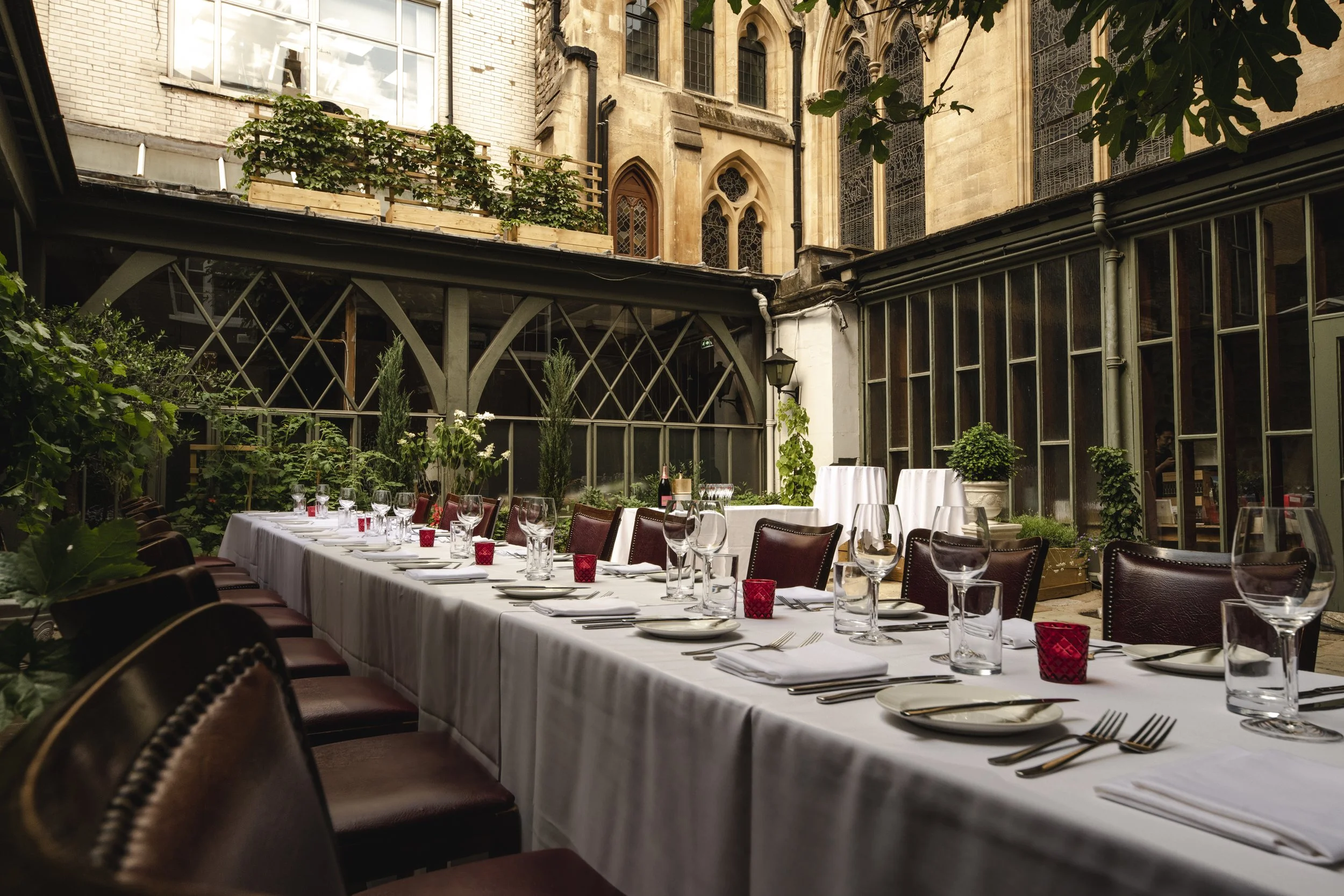 Cloister garden 1.jpg