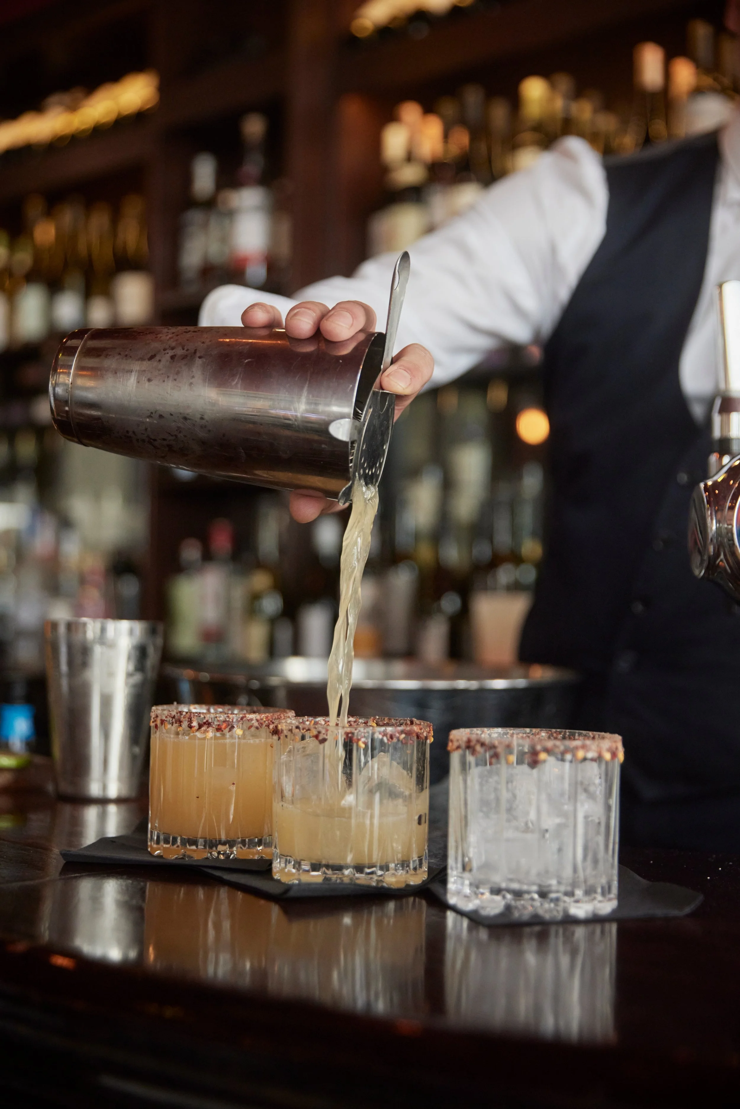 Bleeding Heart_card1_3561_FINAL.jpg