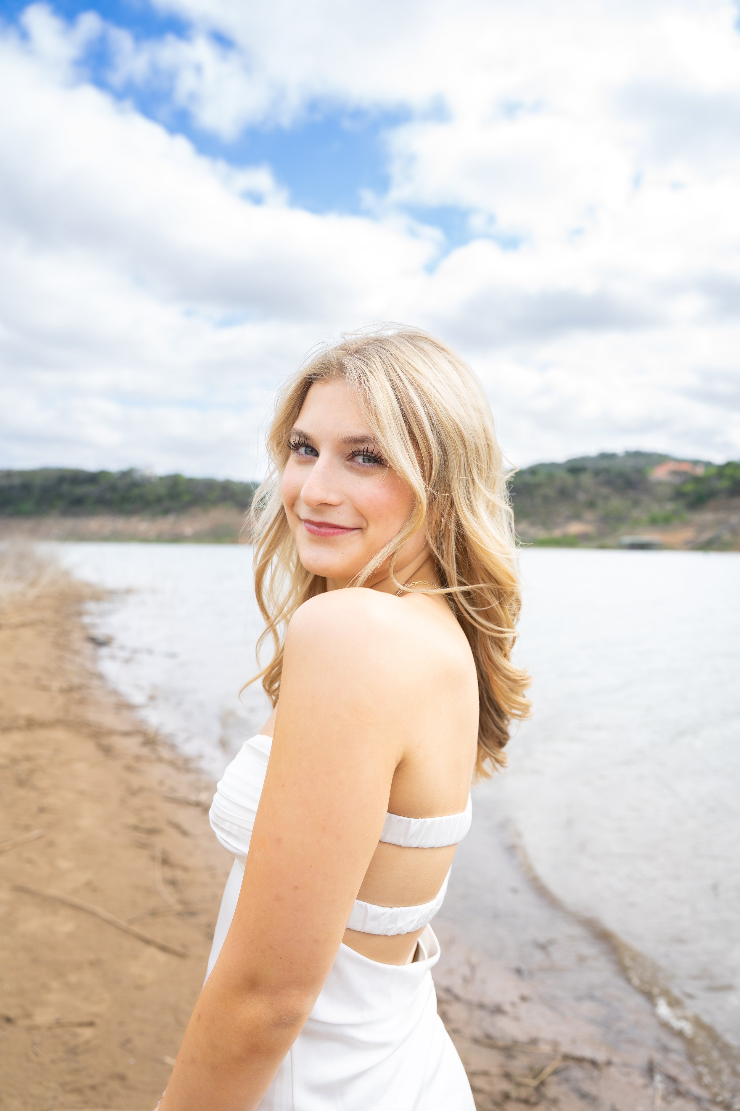 Neva'sSeniorPics-87.jpg