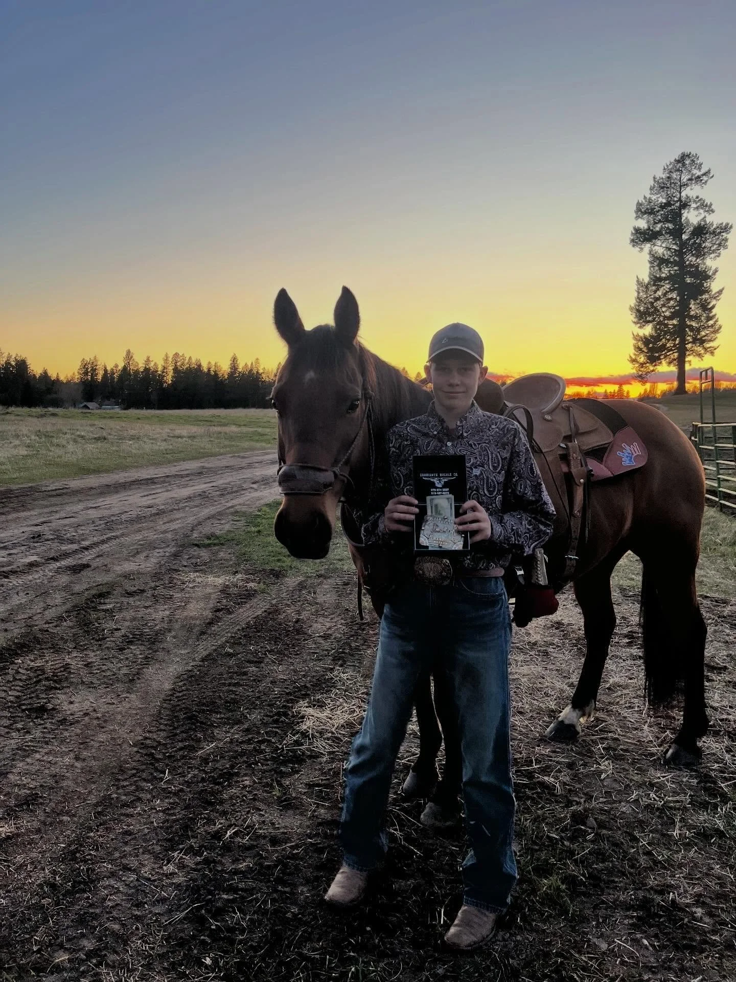 Max Inabnit winning 1st place heeling in the elk park 4 1/2 roping!!