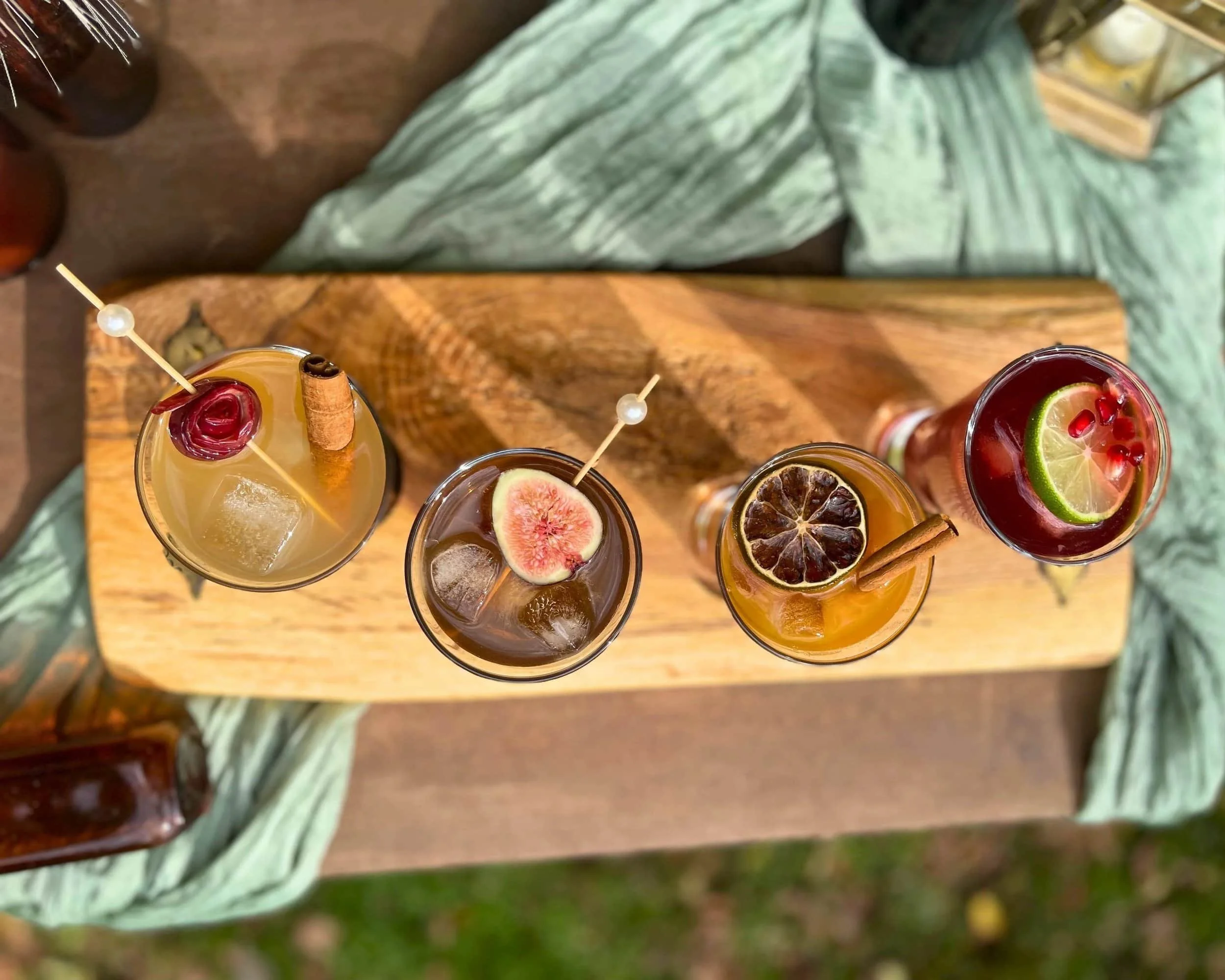 Champagne Quarters mobile bar showing 4 signature fall mule drinks.