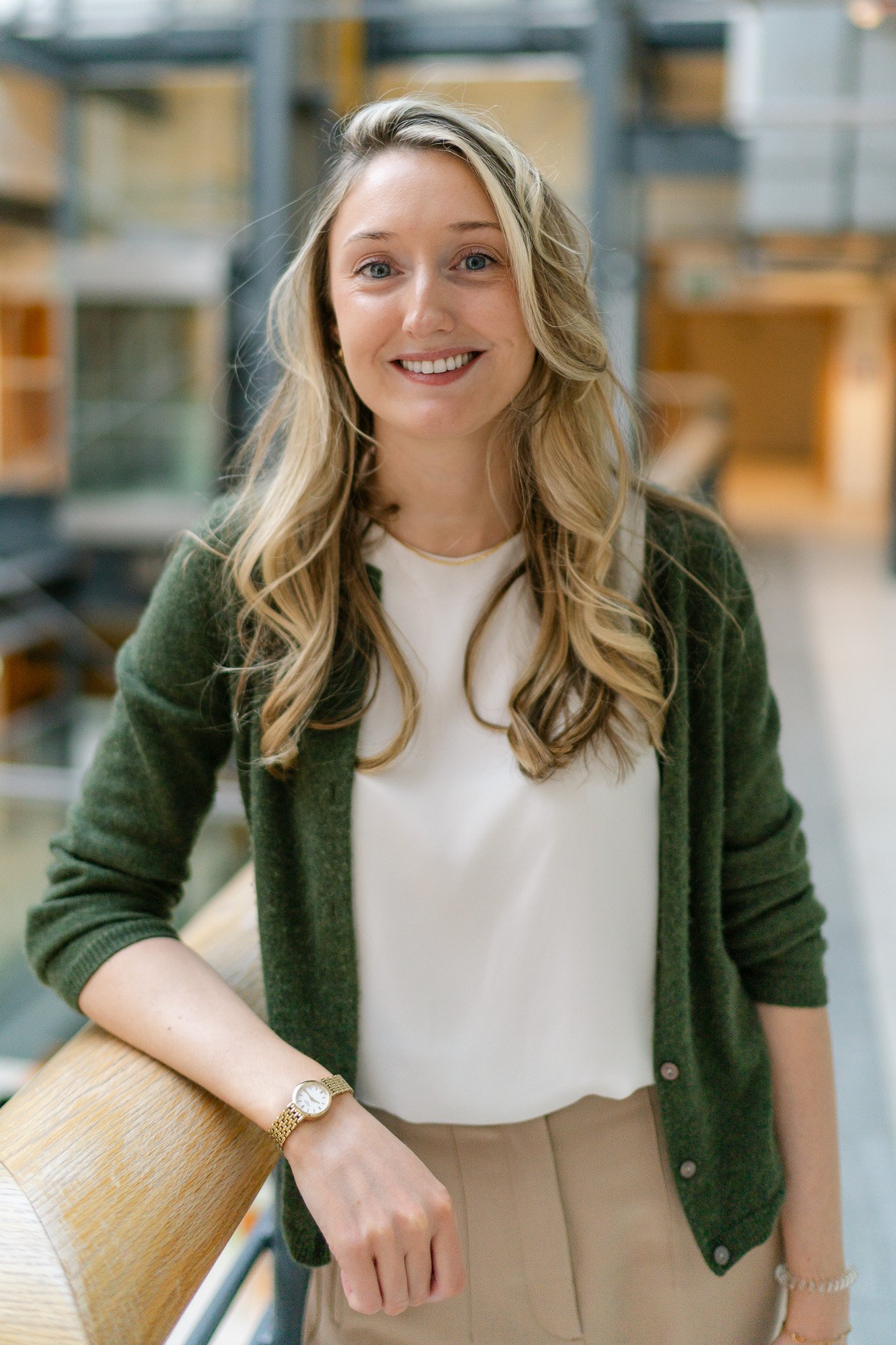 Headshots for accountants: Henderson Loggie project