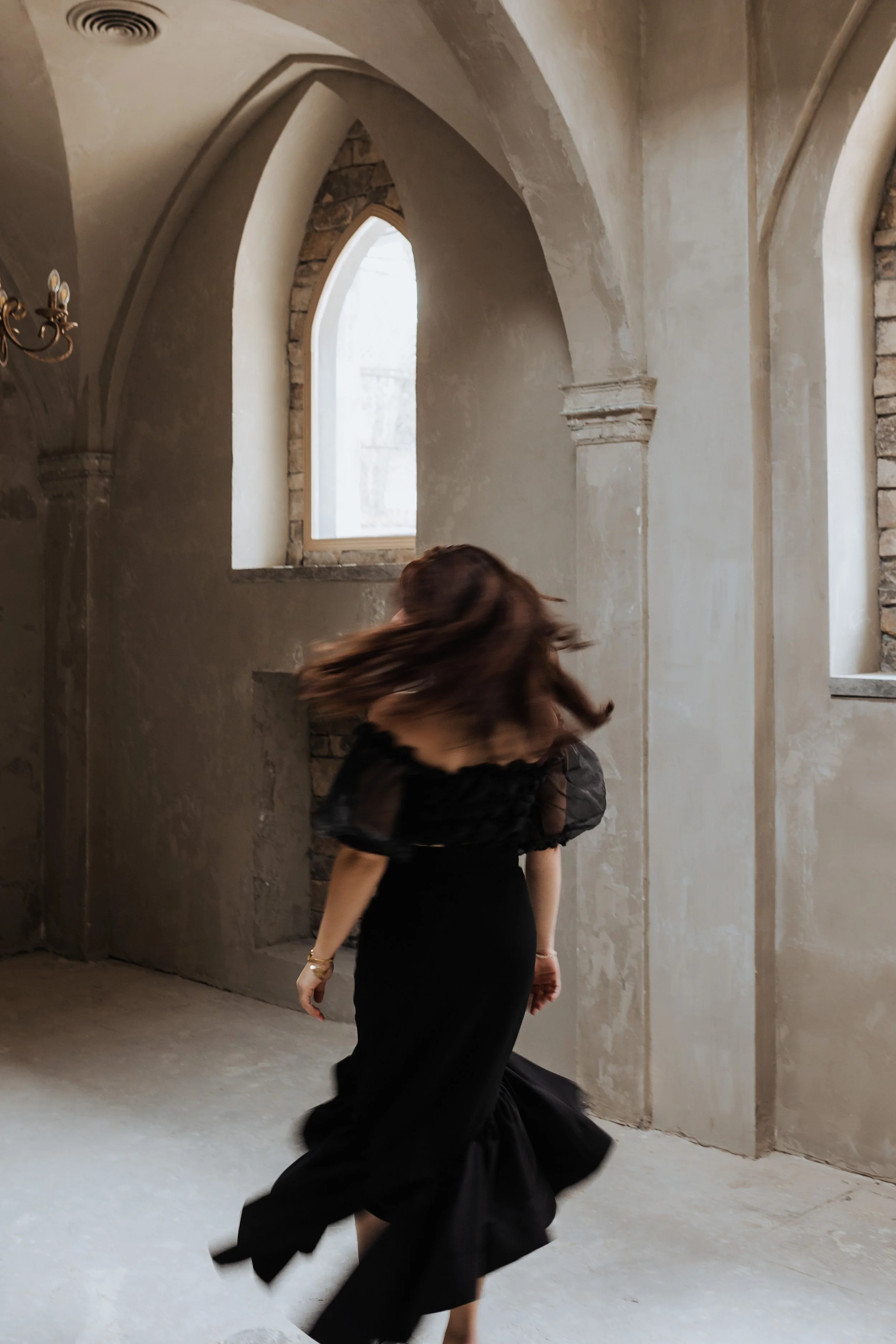 photo studio poses — Timeless Tree Studios