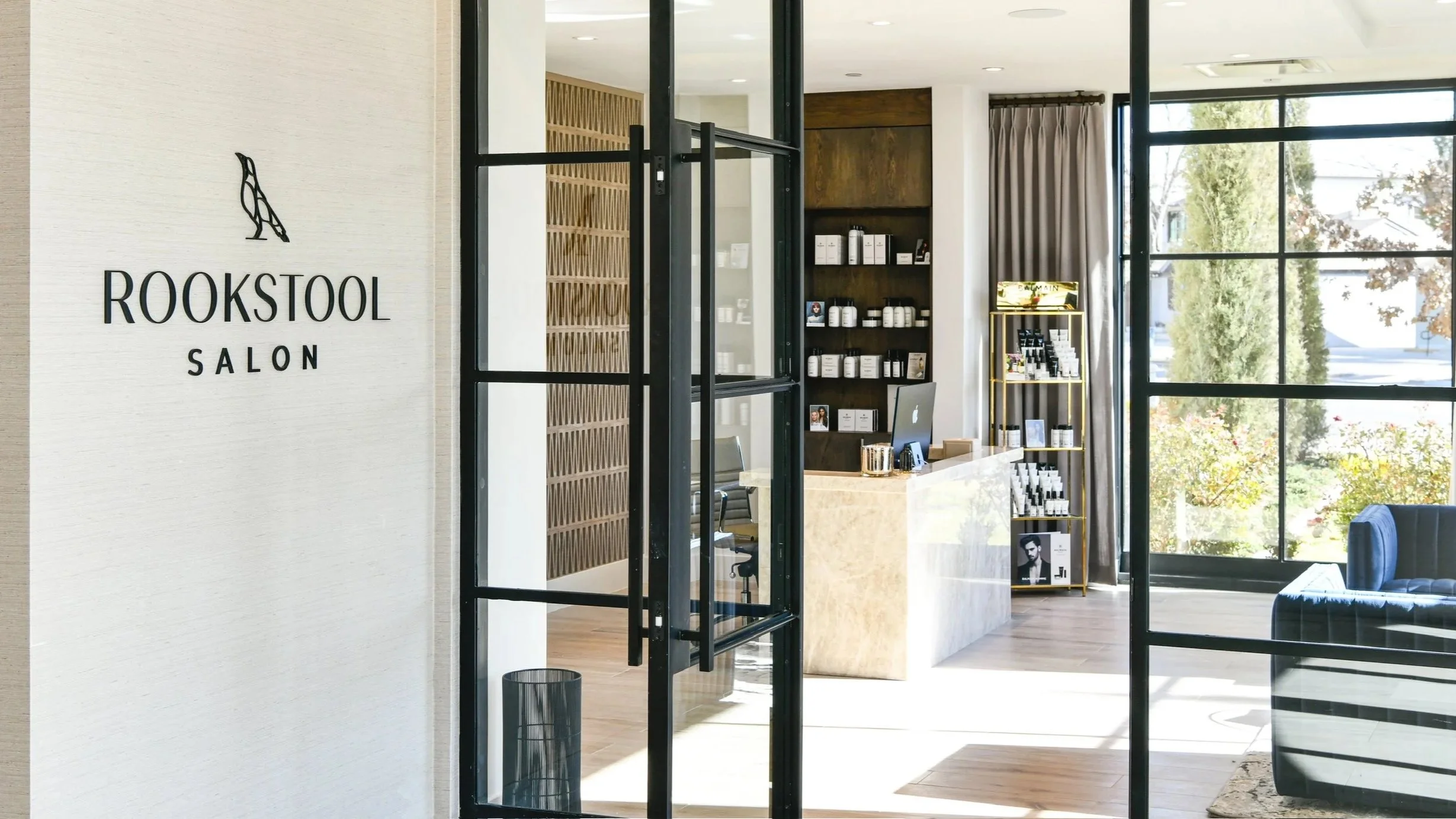 Salon Entrance
