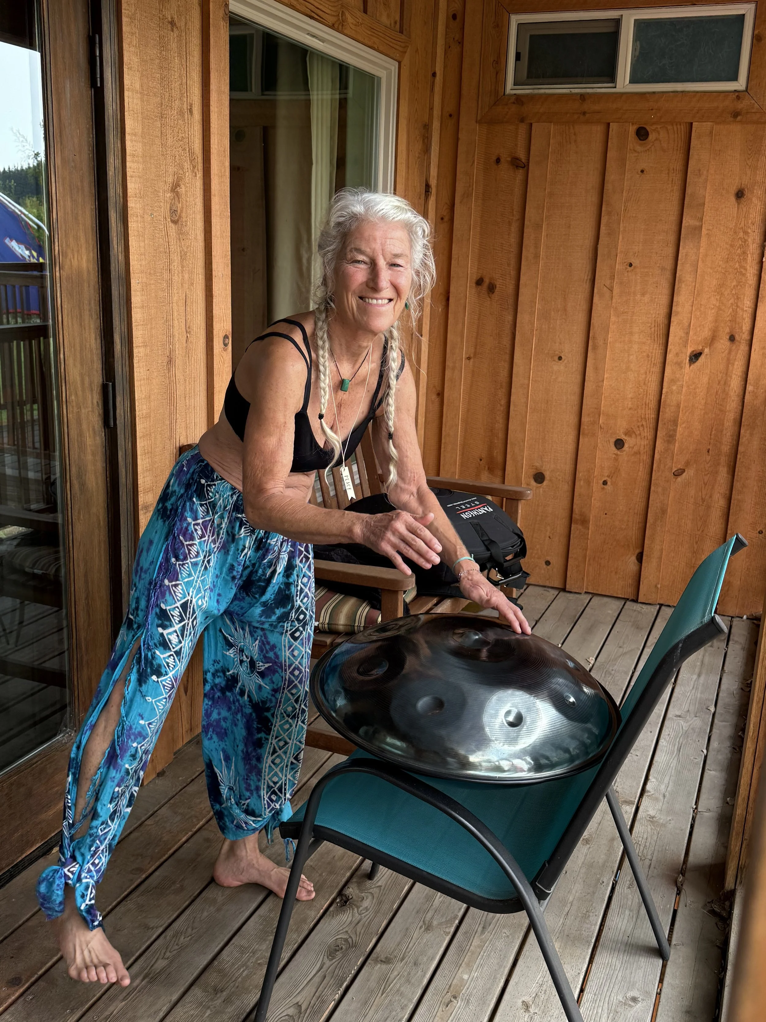 BettyHandpan.jpeg