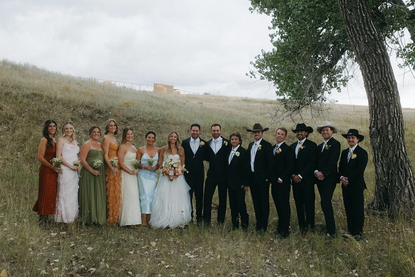 sunbeam studio photography - jordyn _2b steve wedding photo sneaks-23.jpg