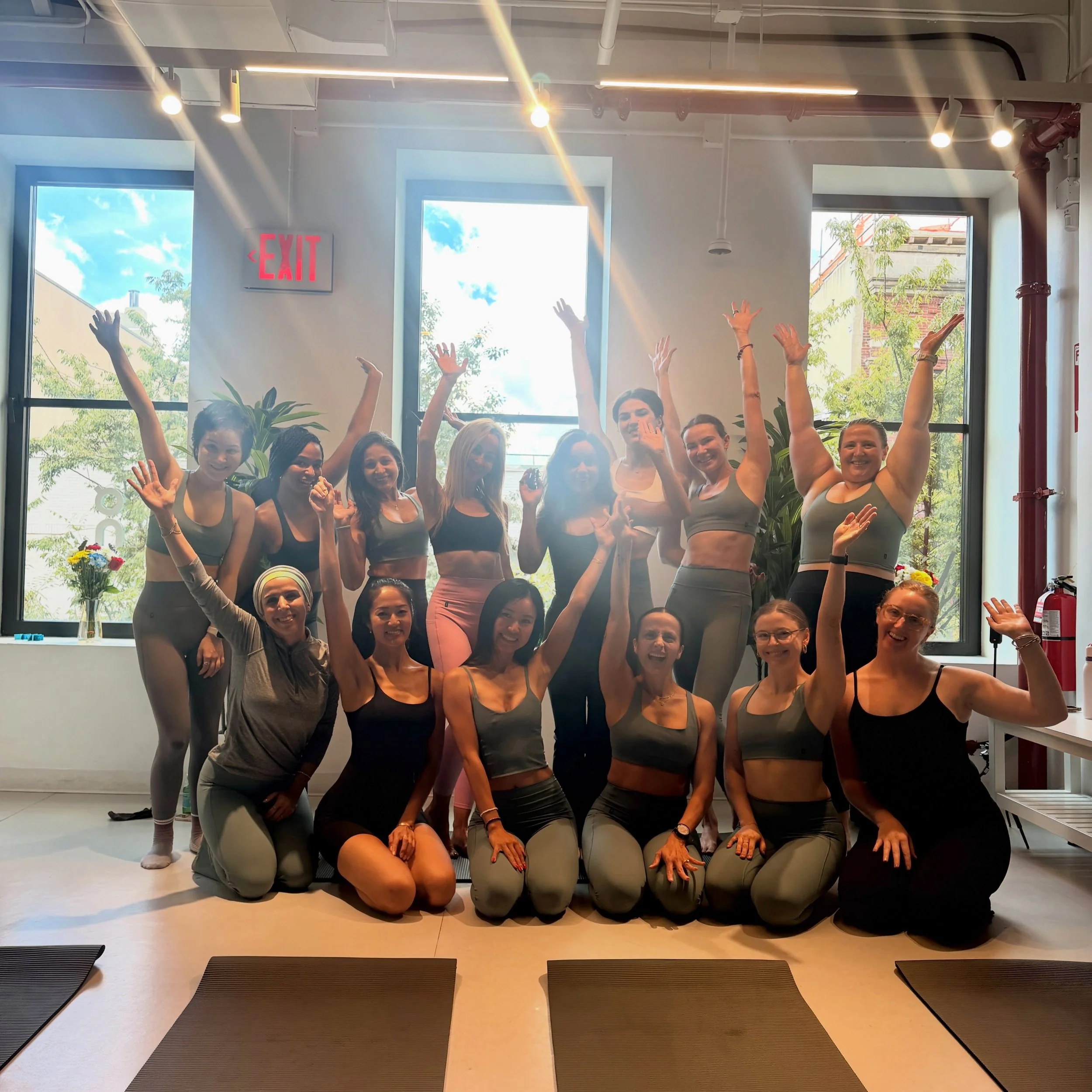 Yoga with flomies at @on. Thank you for having us! And can we talk about these yoga sets? So stretchy, comfy, and made to move in 🙏✨