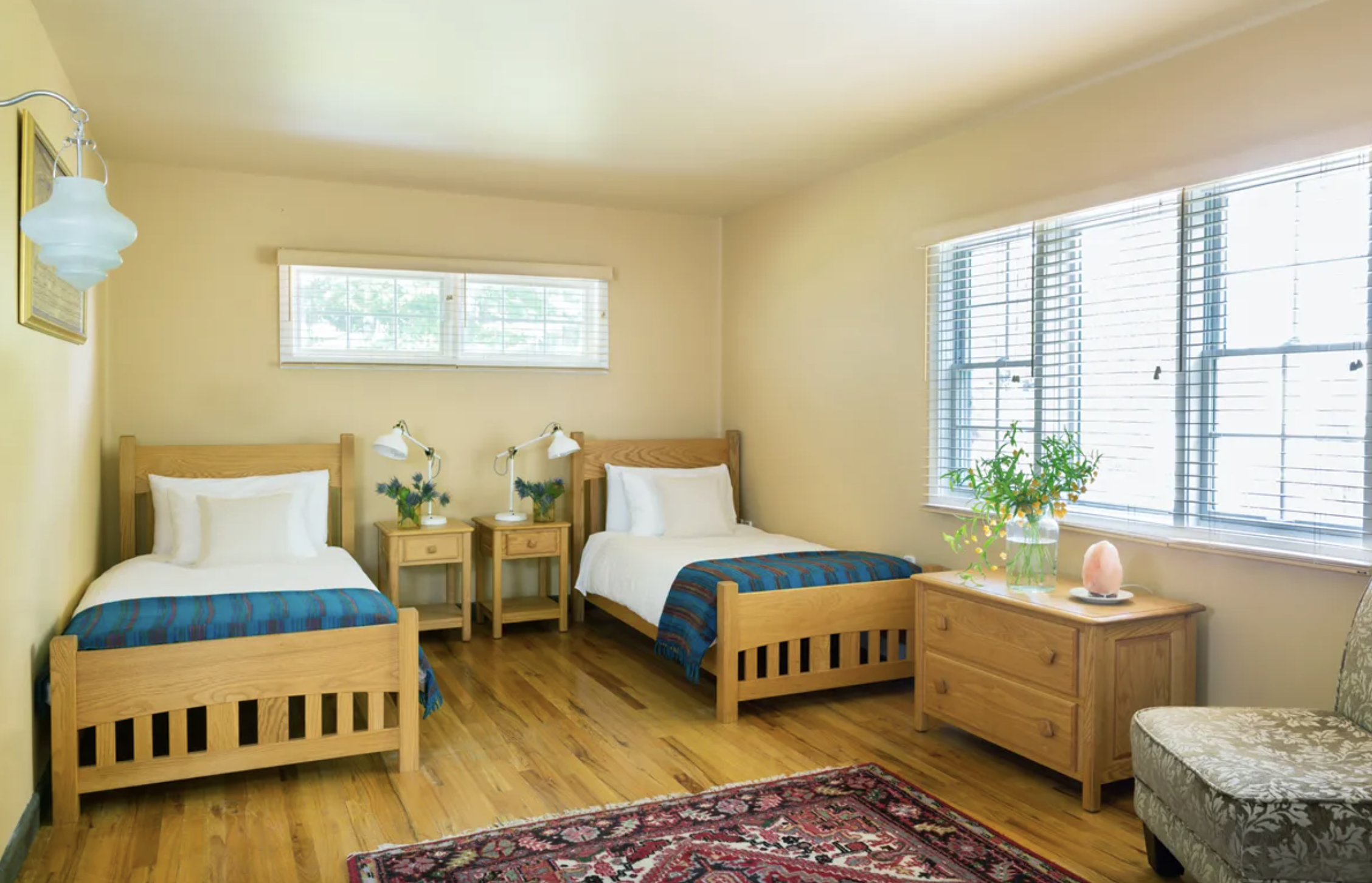 Double Room / Shared Bath