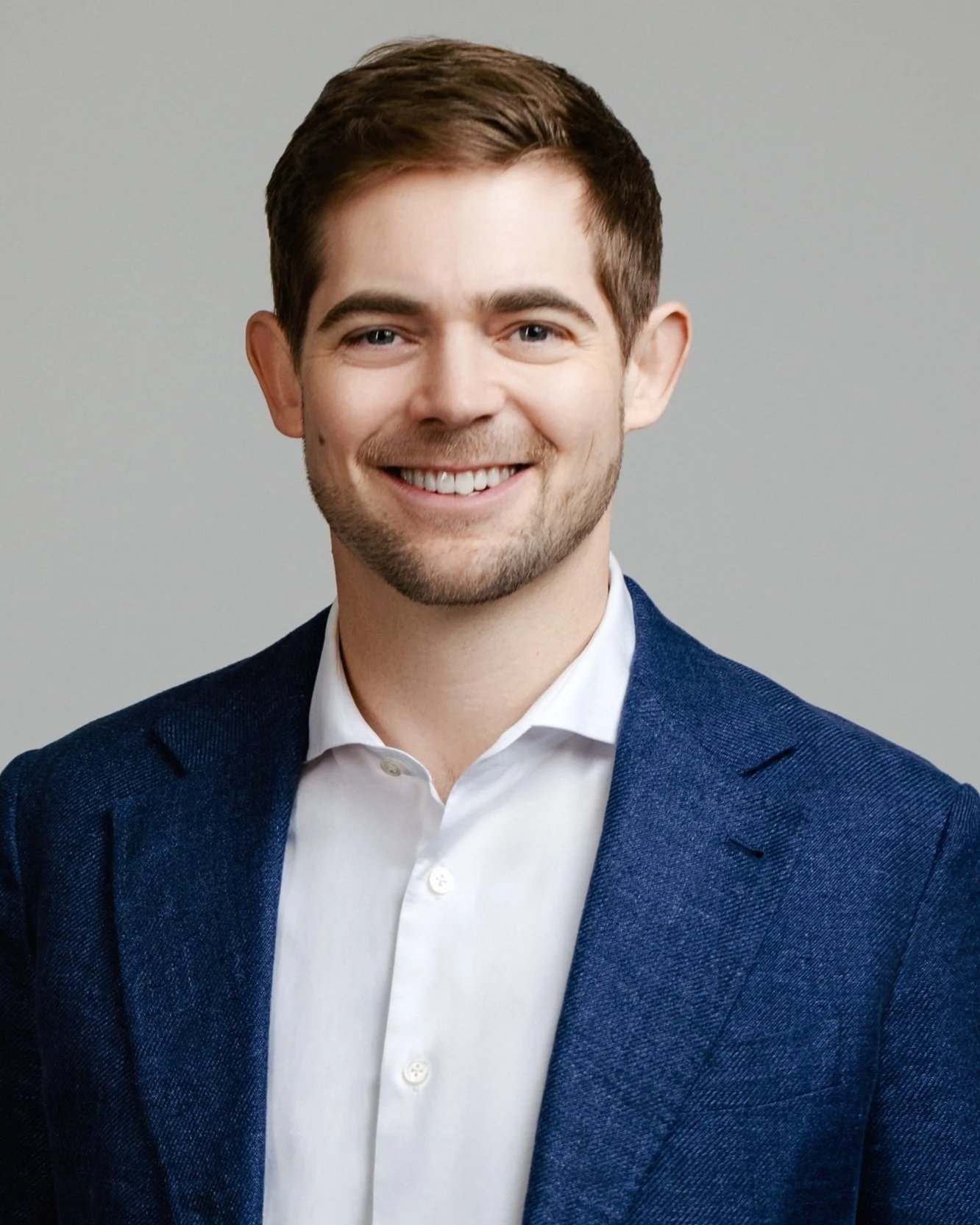 Peter McKelvy Headshot