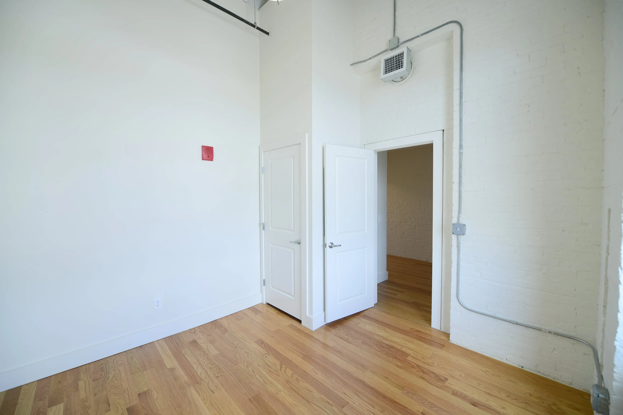 APT 5 � bedroom-min.JPG