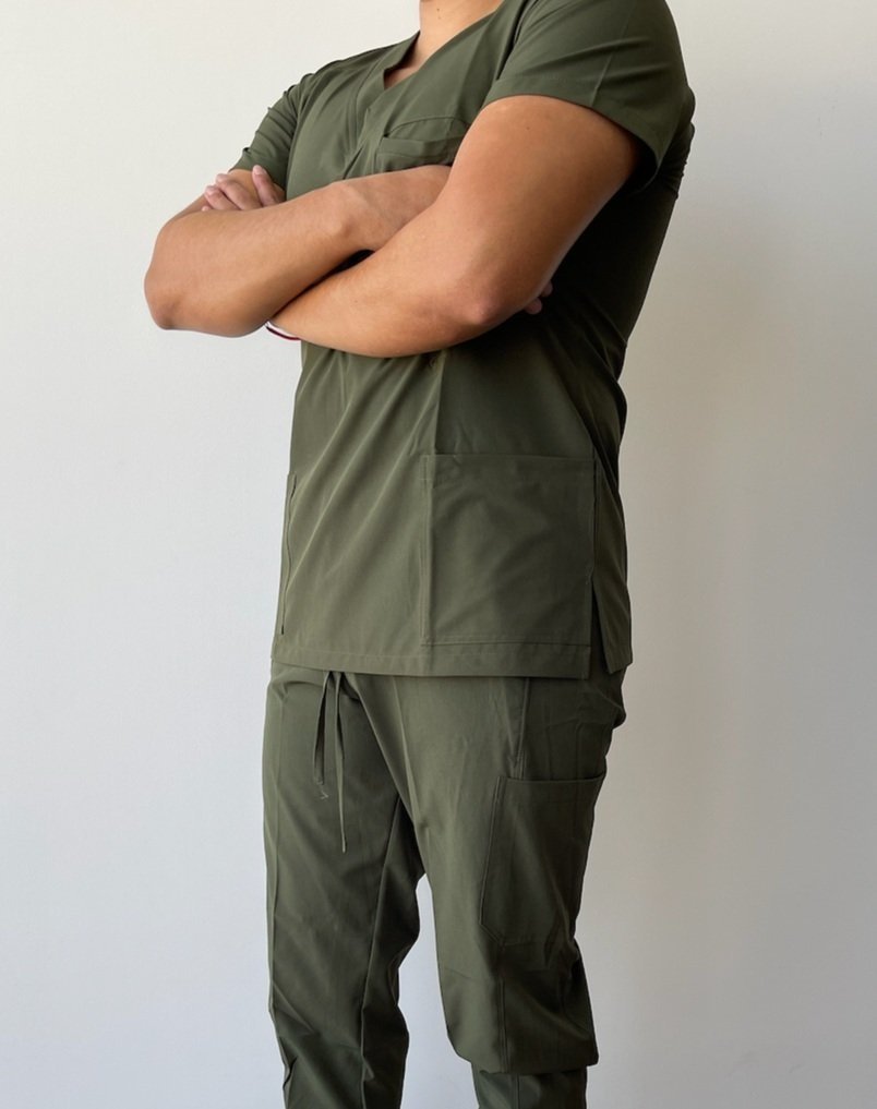 Essential | Verde Militar