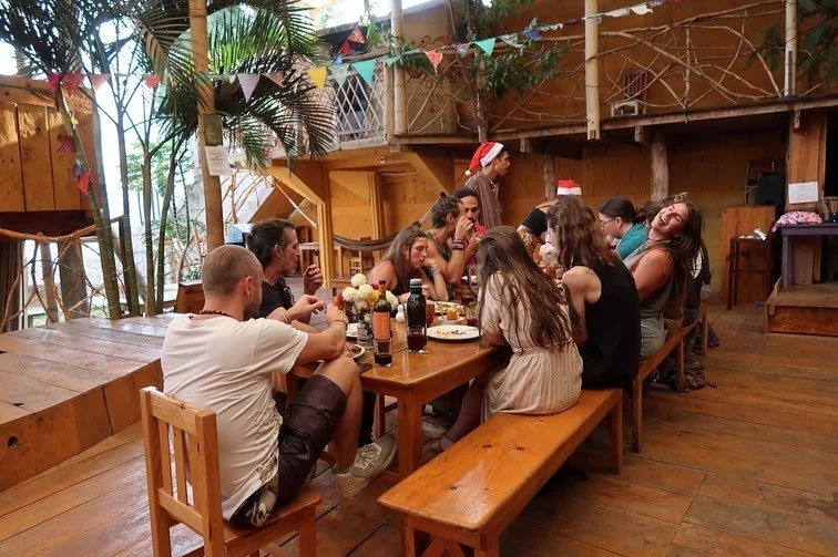 Volunteer with the hostel del lago family in san marcos