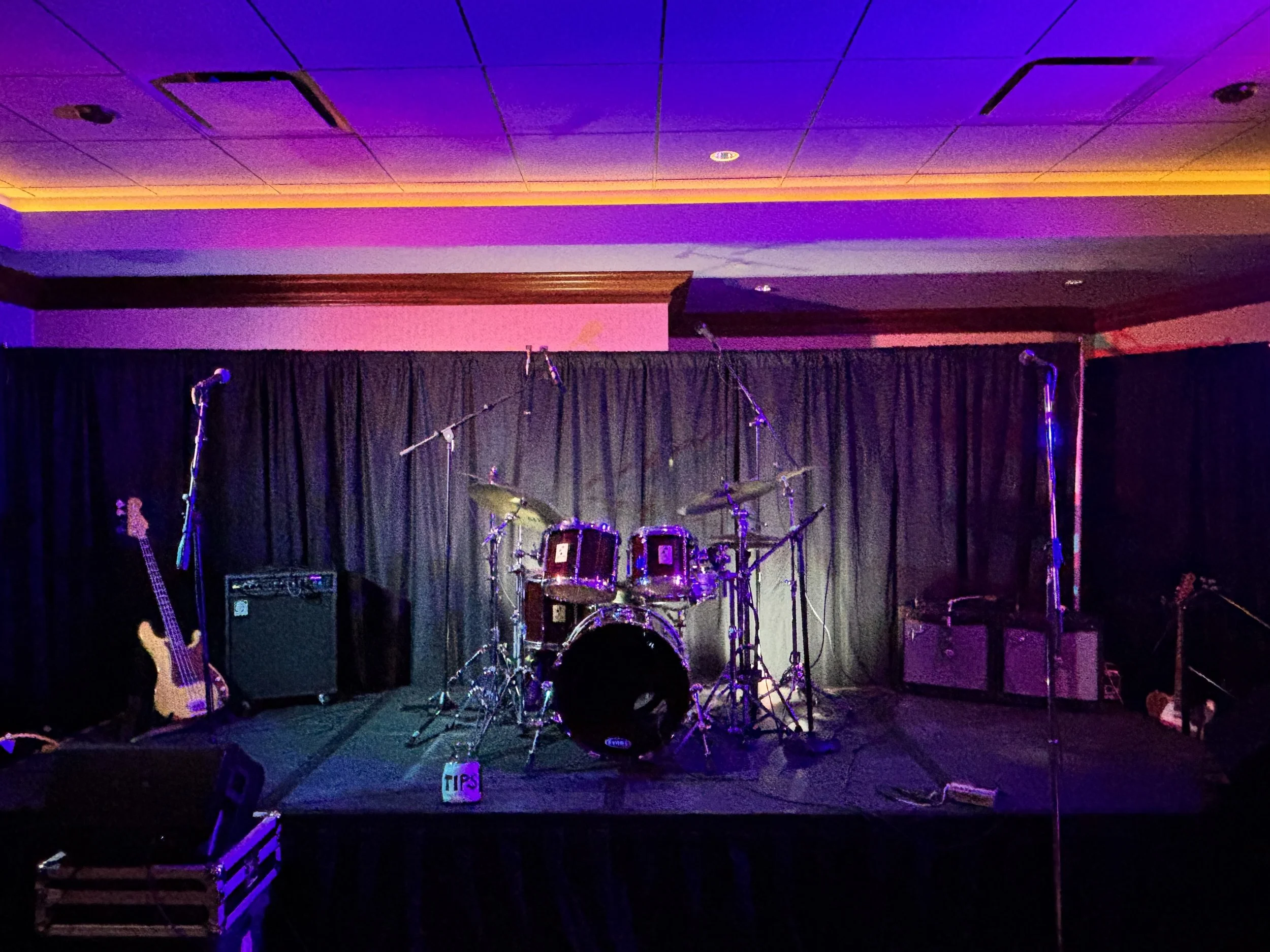 TruTones Return to the Isle Casino 