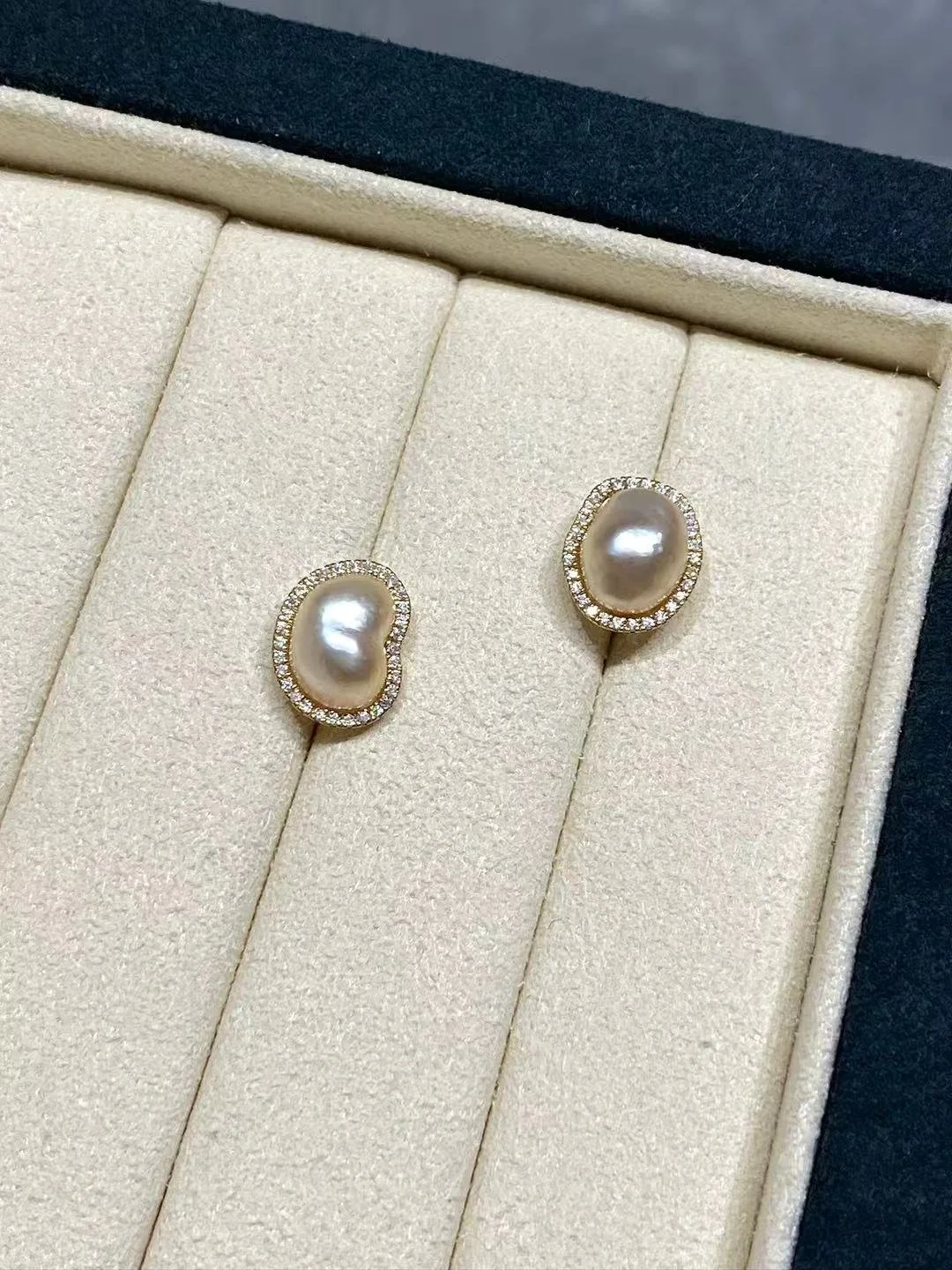 18K Yellow Gold South Sea Golden Keshi Cultured Pearl Earrings