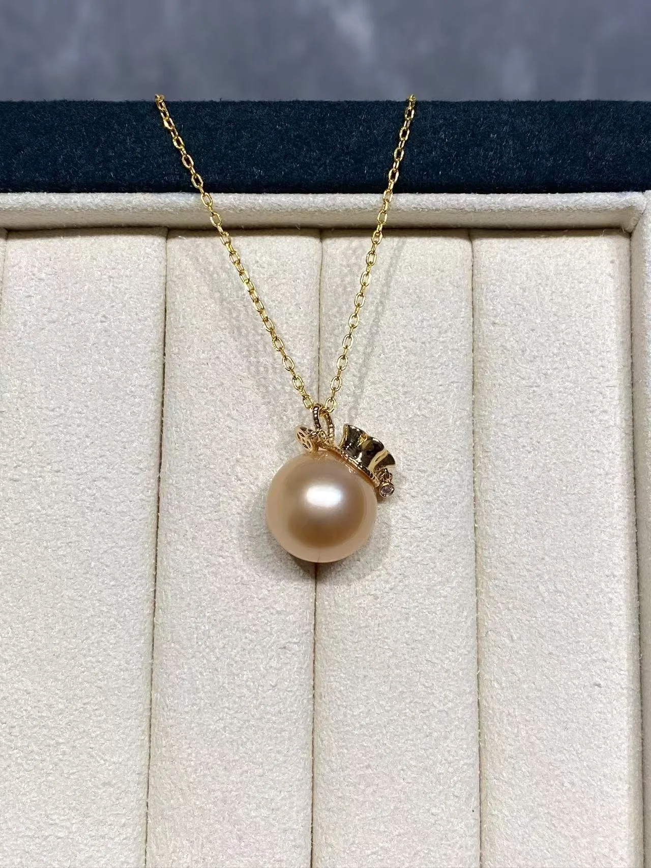 18K Yellow Gold&Diamond South Sea Golden Cultured Pearl Pendant