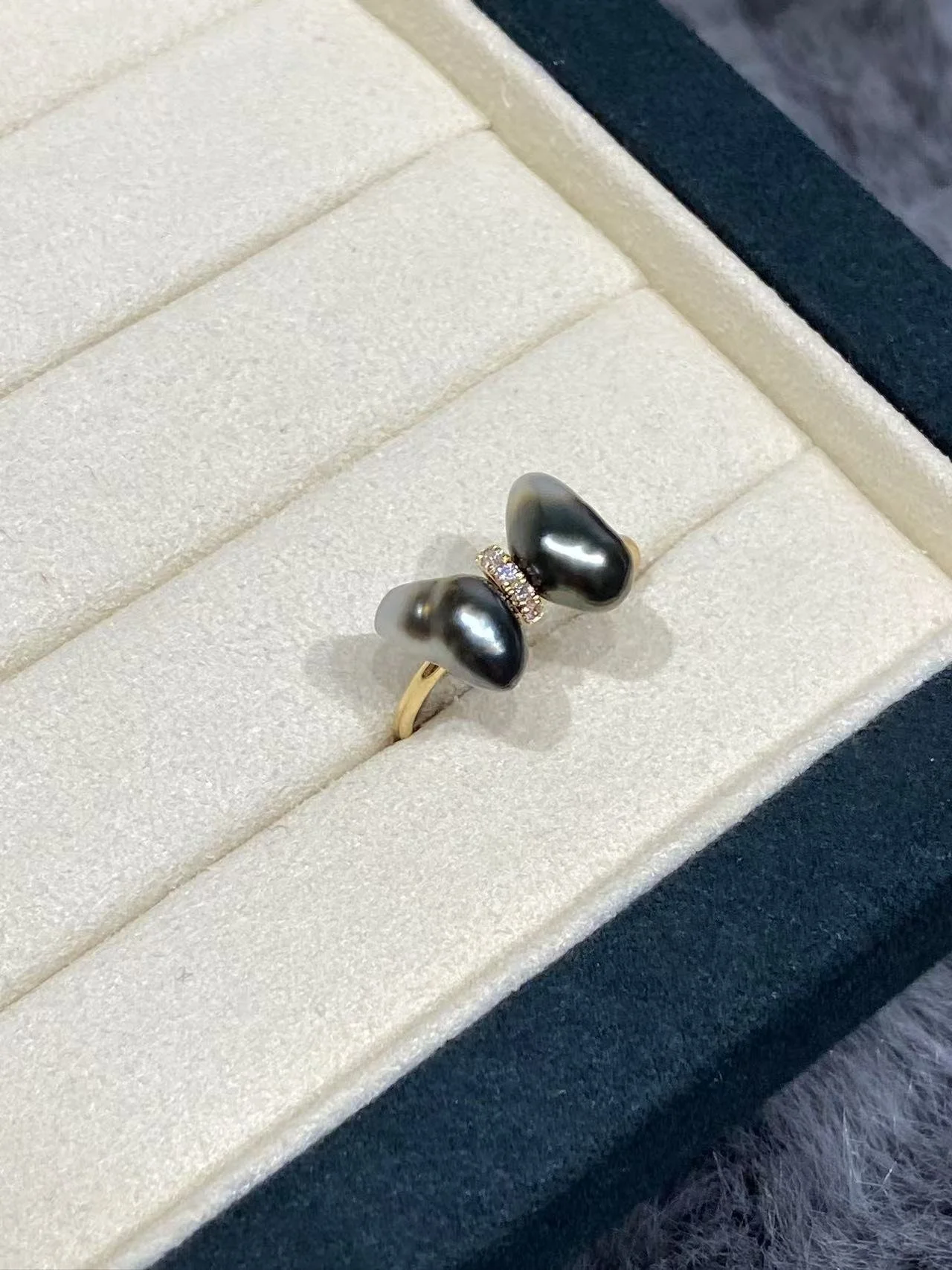 18K Yellow Gold&Lab-Grown Diamond Tahiti Keshi Cultured Pearl Ring