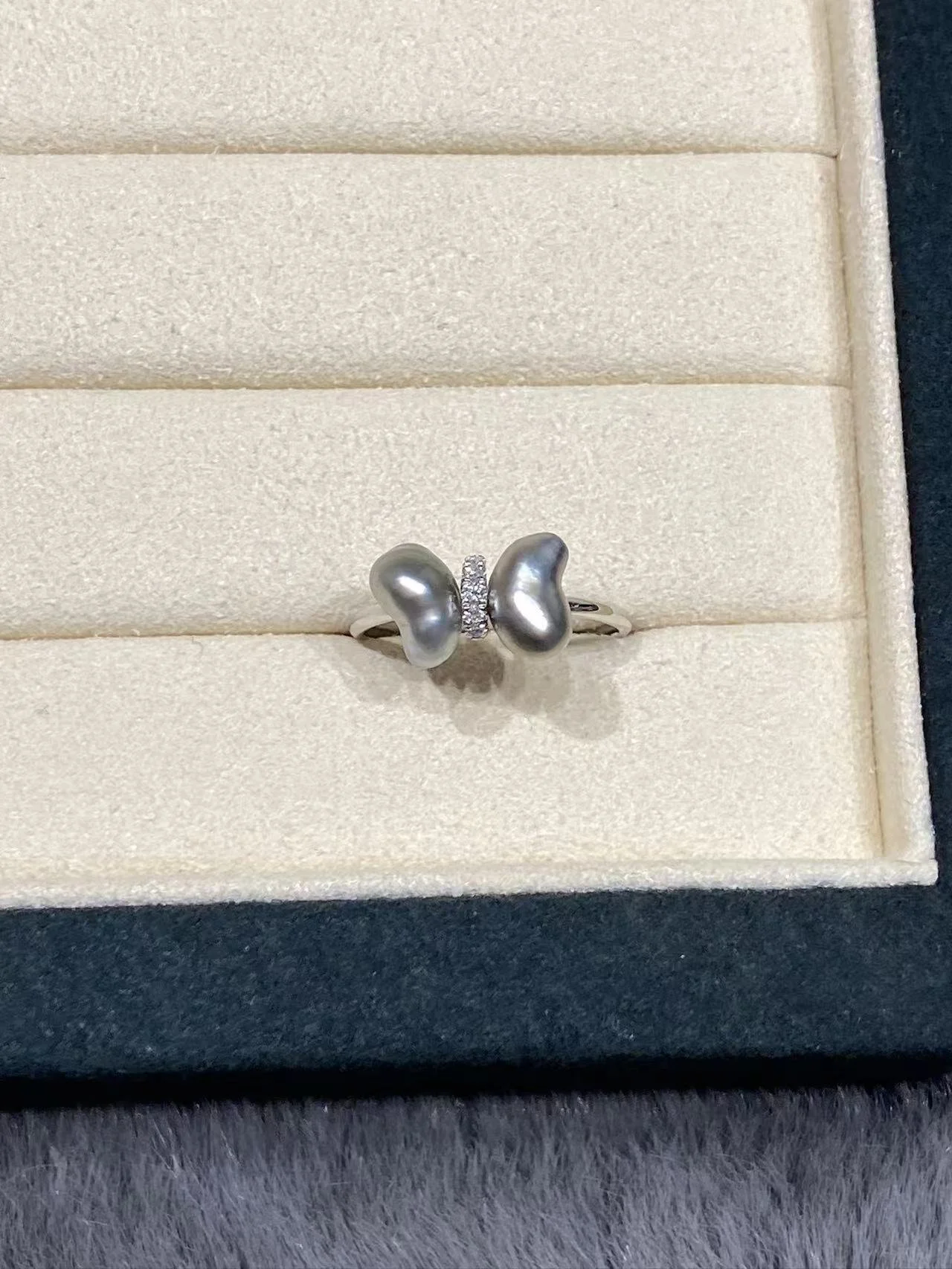 18K White Gold&Lab-Grown Diamond Tahiti Keshi Cultured Pearl Ring