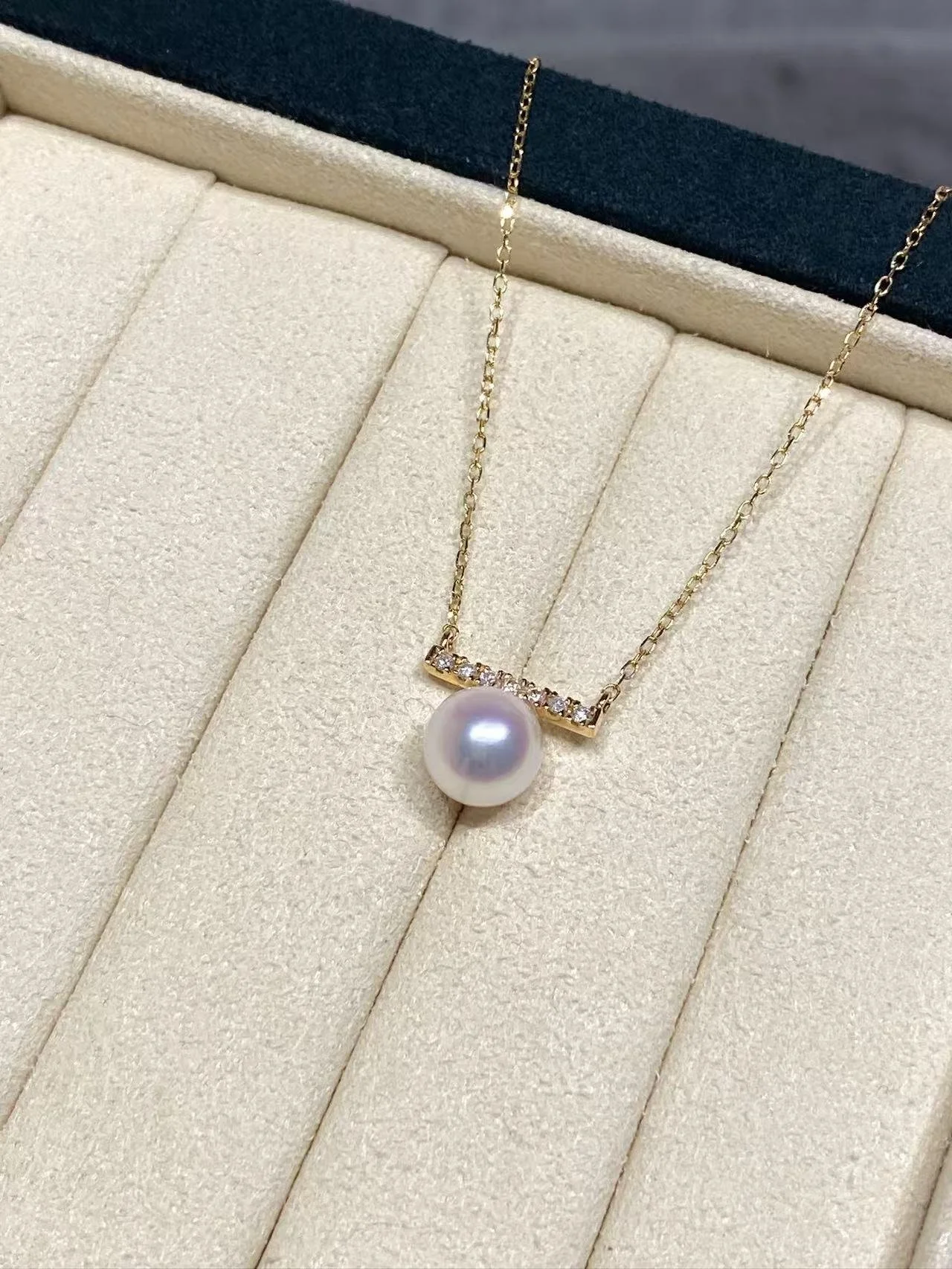 18K Yellow Gold&Diamond Akoya Cultured Pearl Necklace