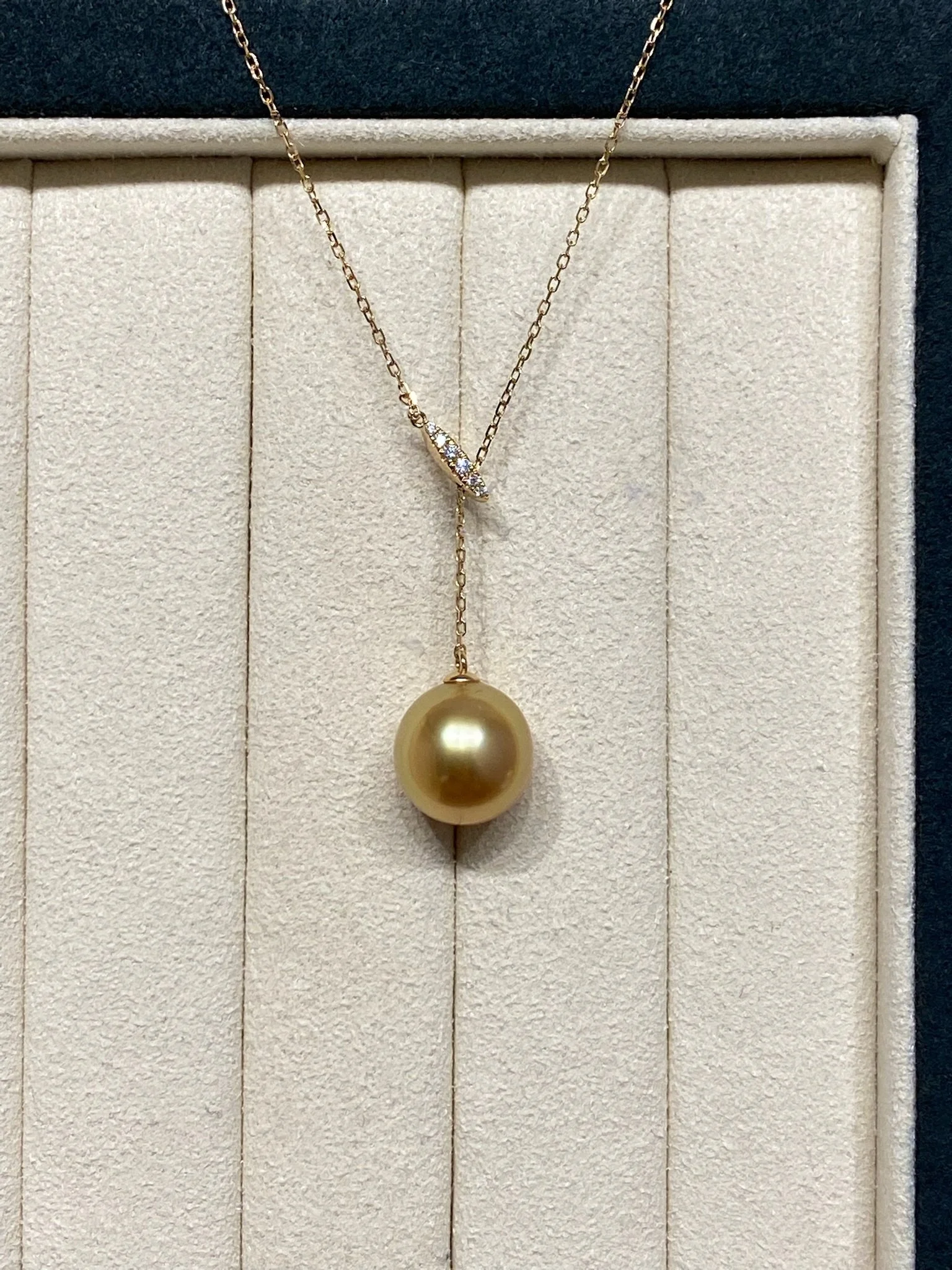 18K Yellow Gold&Diamond South Sea Golden Cultured Pearl Necklace