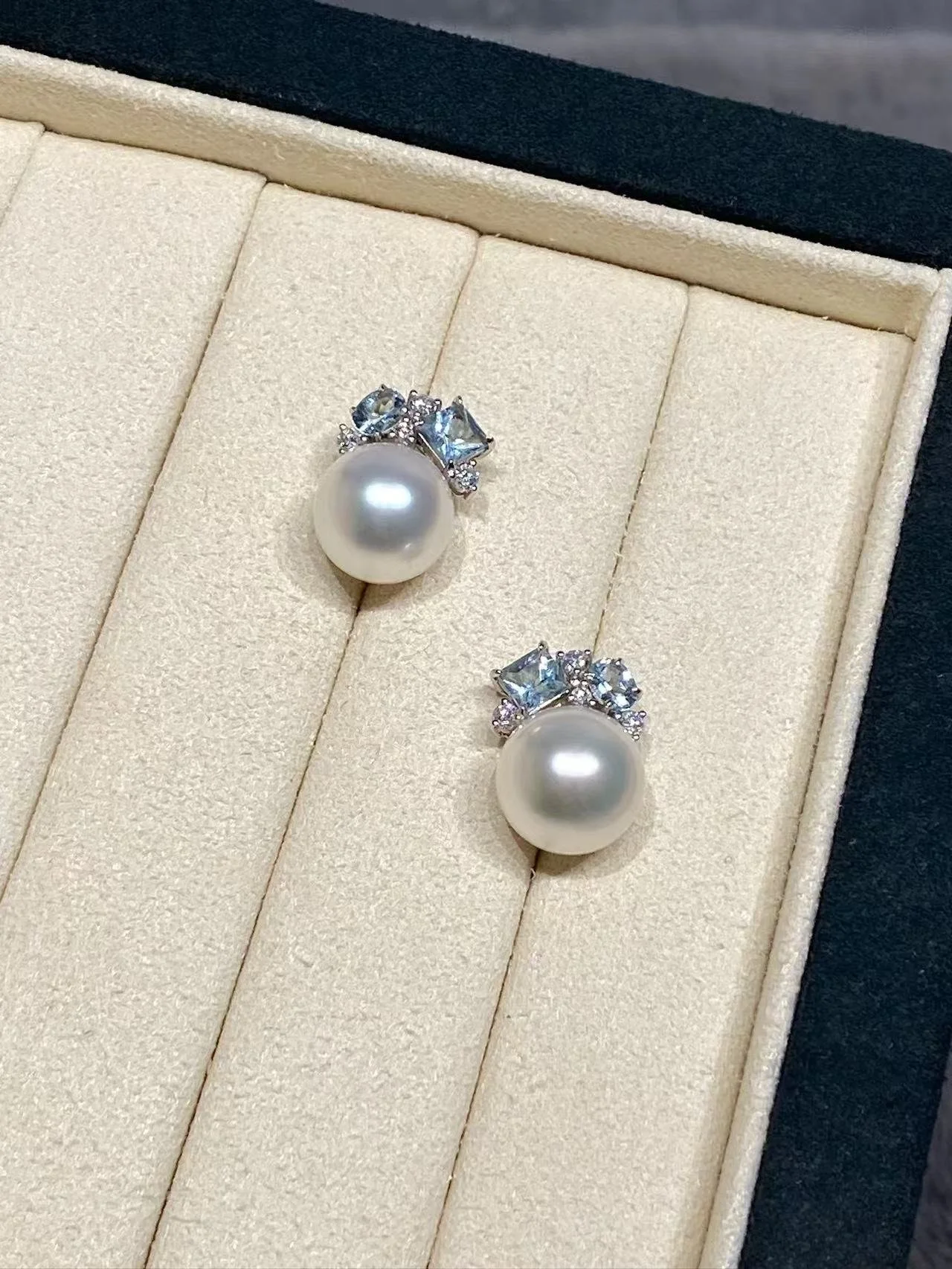 18K White Gold&Lab-Grown Diamond Aquamarine South Sea White Cultured Pearl Earrings