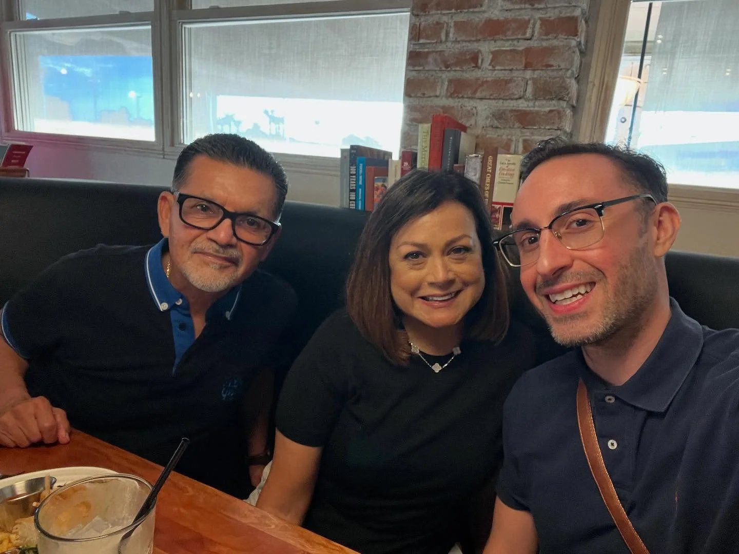 Our founder, Rafael TestAI, feels very lucky to have Latino mentors like Yolie Aleman-Rodriguez &amp; Jose Leyba, Ed.D. 

What a blessing. ✝️

&mdash;&mdash;&mdash;-

#Arizona #Latino #Mentor #Success #Together #Siempre #Arrasando #Mexico #Argentina 