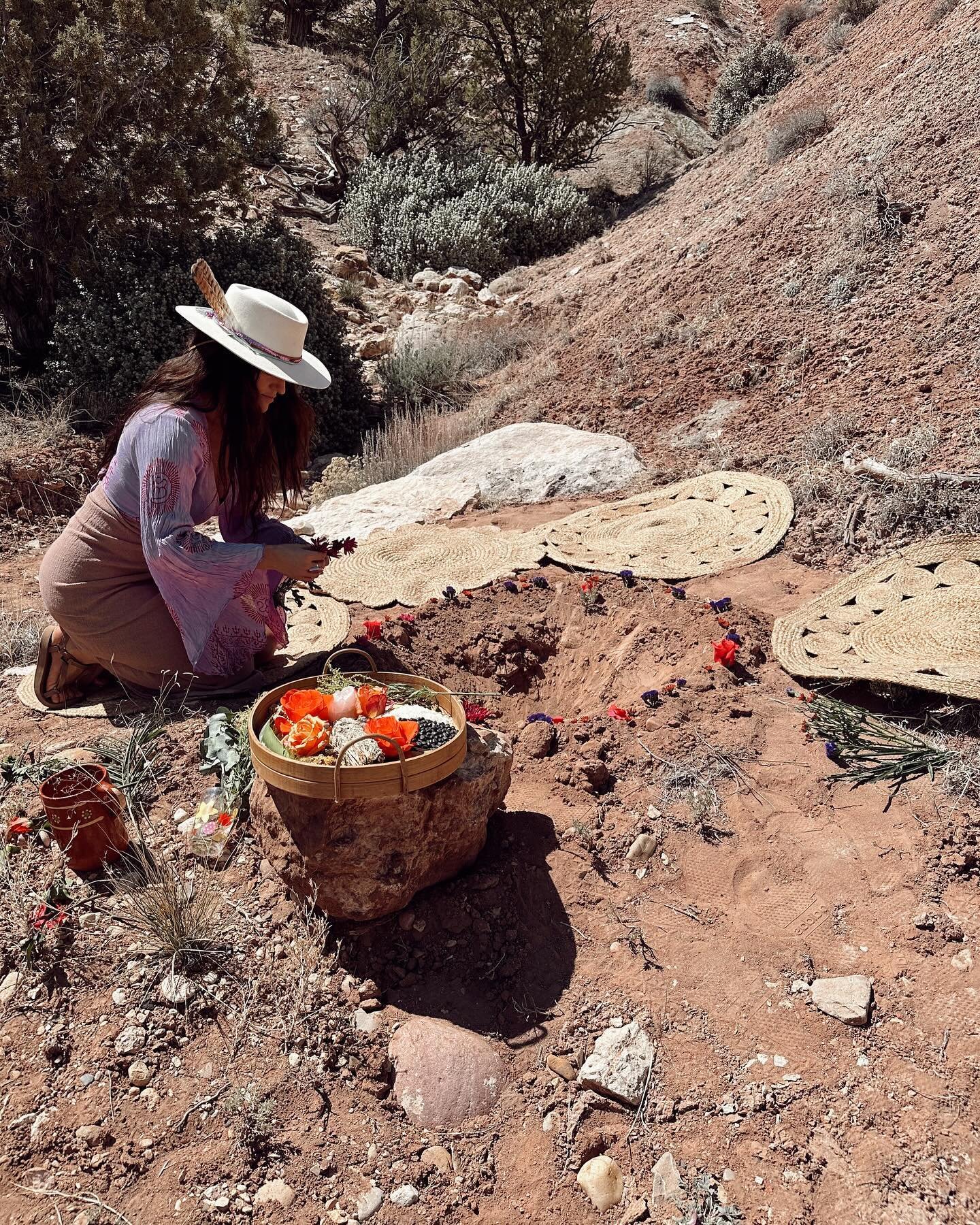 Women&rsquo;s retreat 🏜️🌼 

Where magic happens ✨

The Way Of The Owl🦉 

Listening deeply to what wanted to be shared this weekend, it was Clear we would be working with Owl medicine. 

IYKYK How potent this initiation has the potential to be. 

I