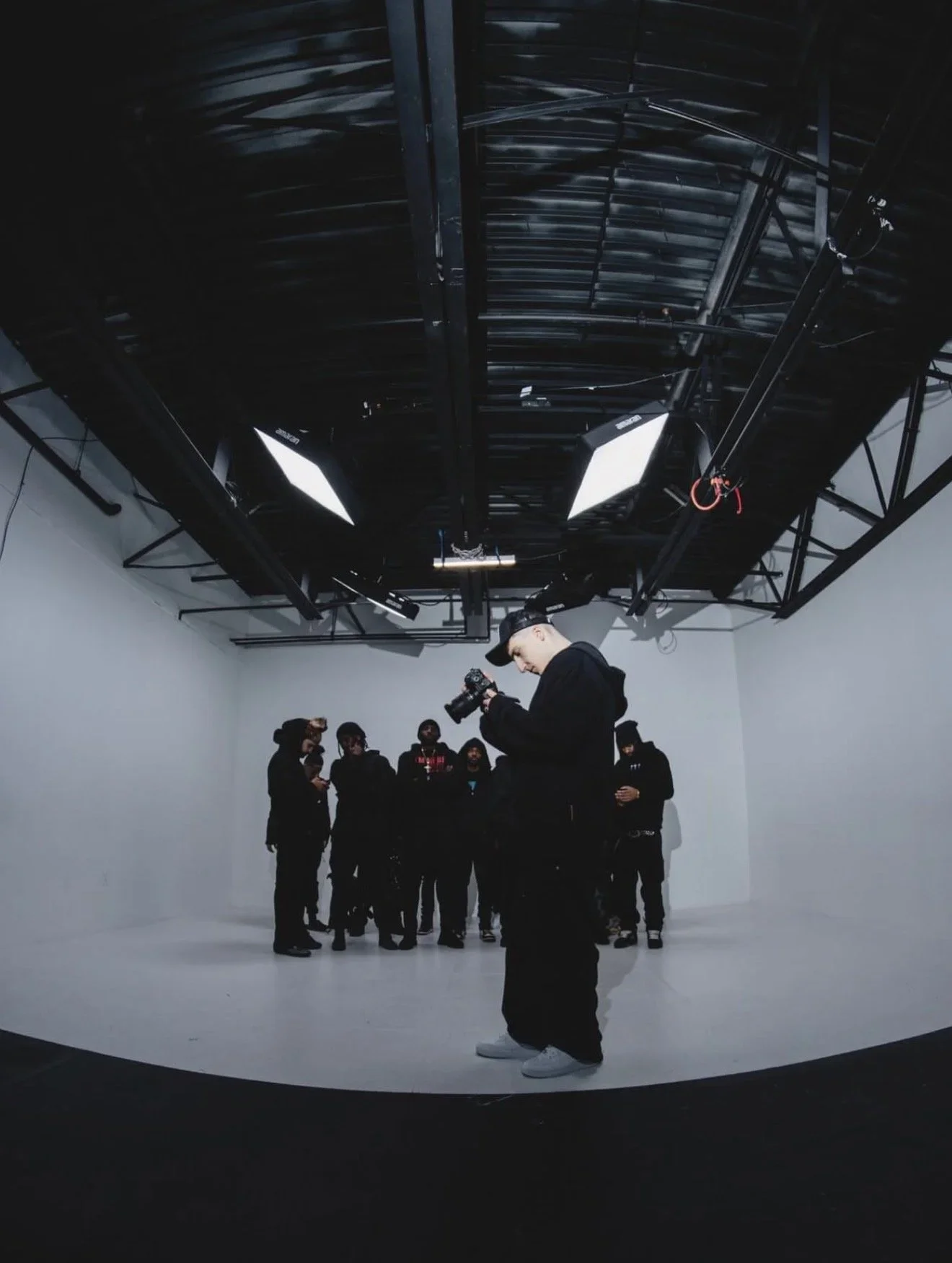 How to Choose the Right Photo Studio for Your Next Shoot