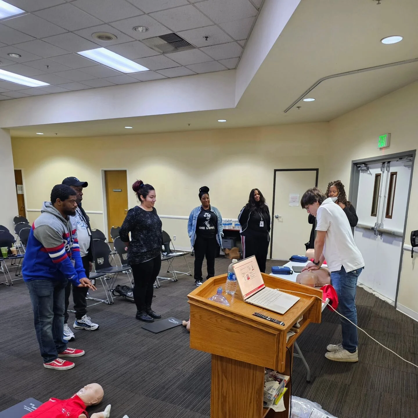 We are so excited to announce our first CPR Class at LA Mission on Friday, January 26. Thanks for having us, and we can't wait to come back next month! Take a look at our website to learn more about our work. Please contact us with any volunteer or c