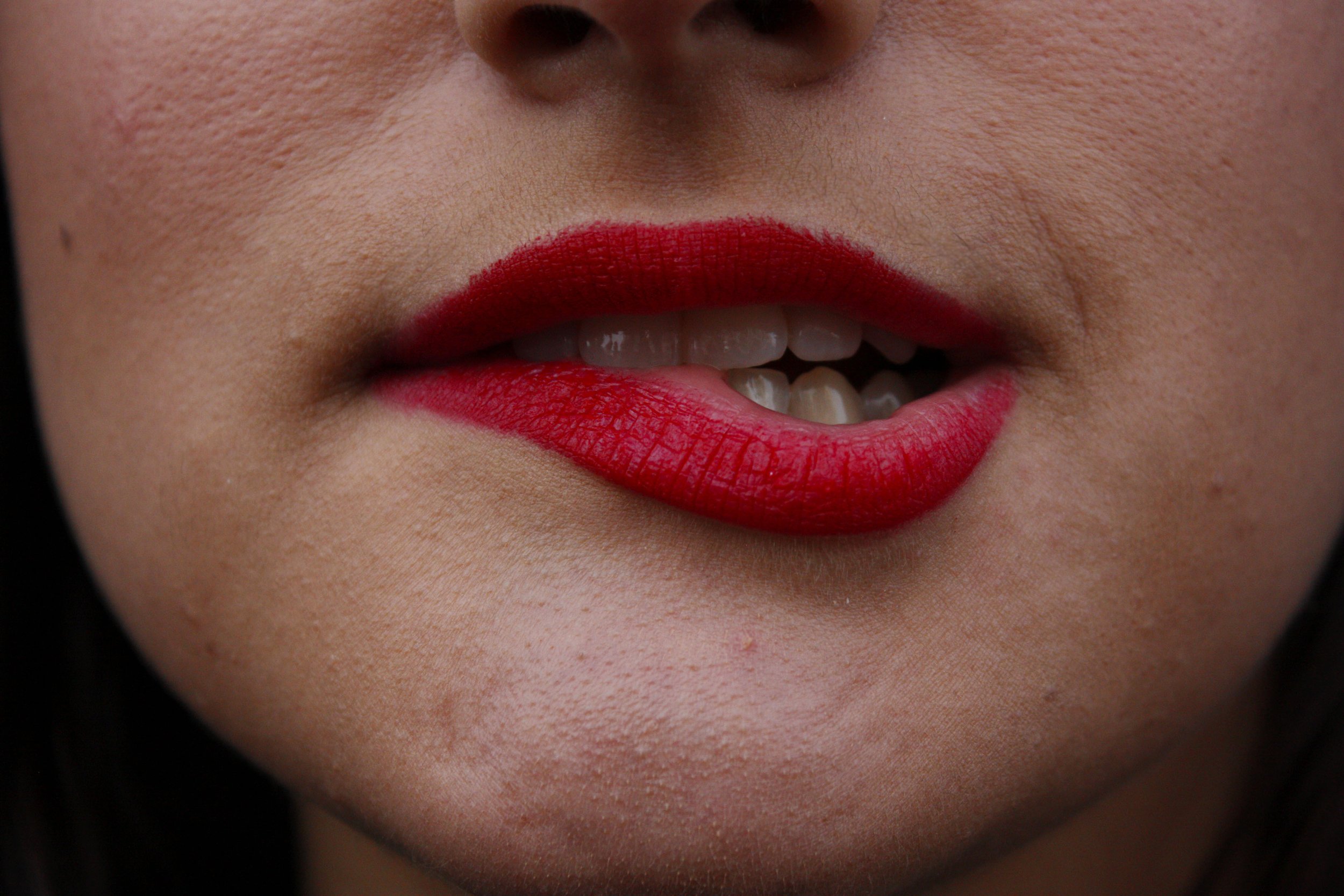 kendra lips 1.jpg
