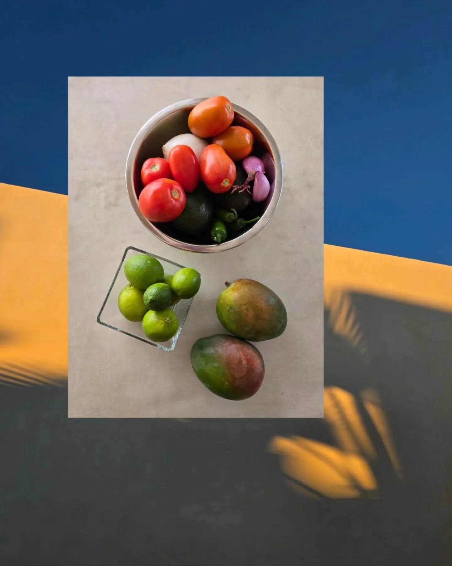 Baja essentials. ✨️

Fresh food is always in season! We have our simple, go-to salsa recipe on our blog that we love to share with friends and guests.

Love mango? Add freshly-cut cubes for an added fruity twist. Mmm!

Link in highlights. 🍅

&bull;&