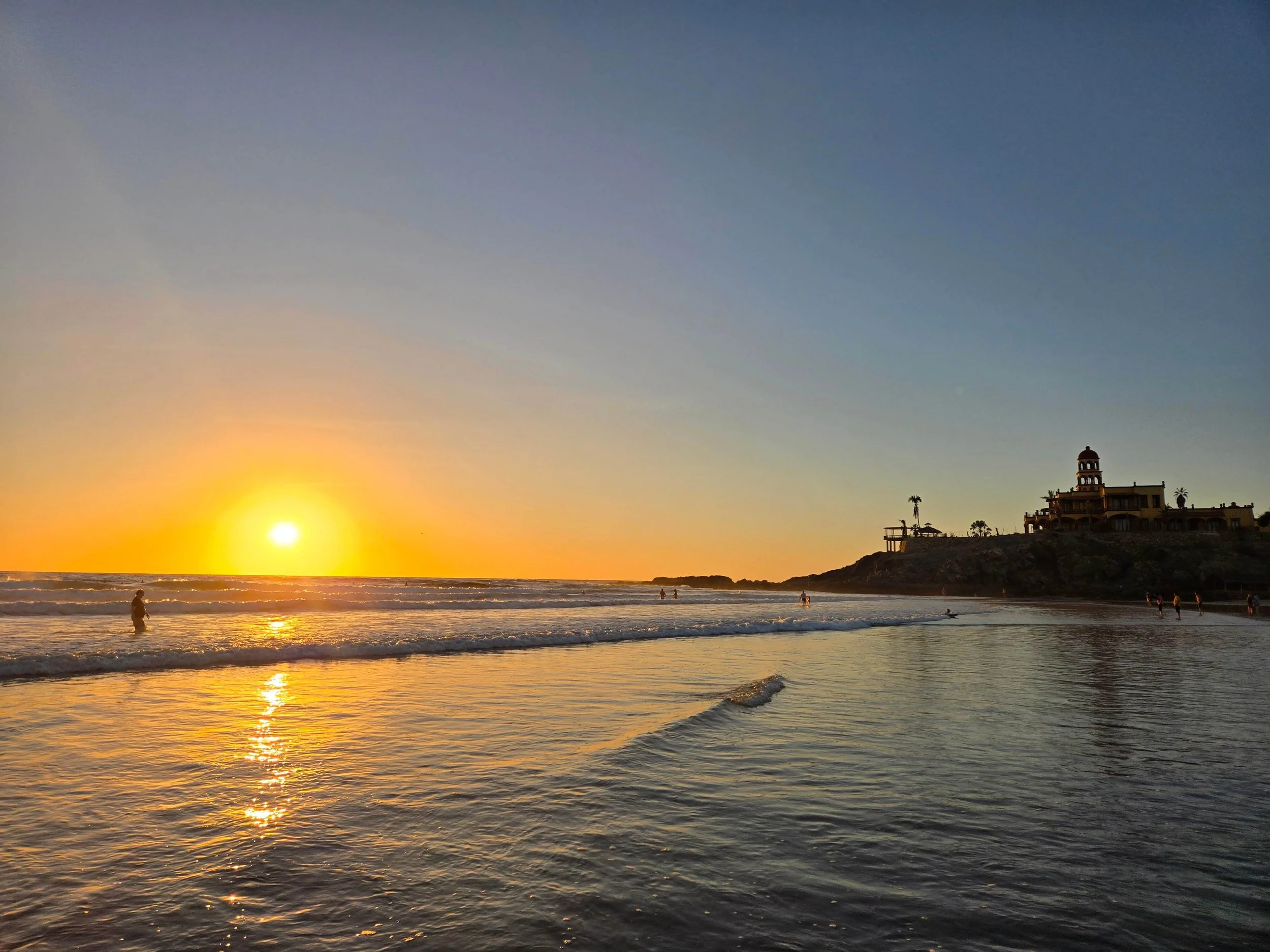 CERRITOS-SUNSET.jpg