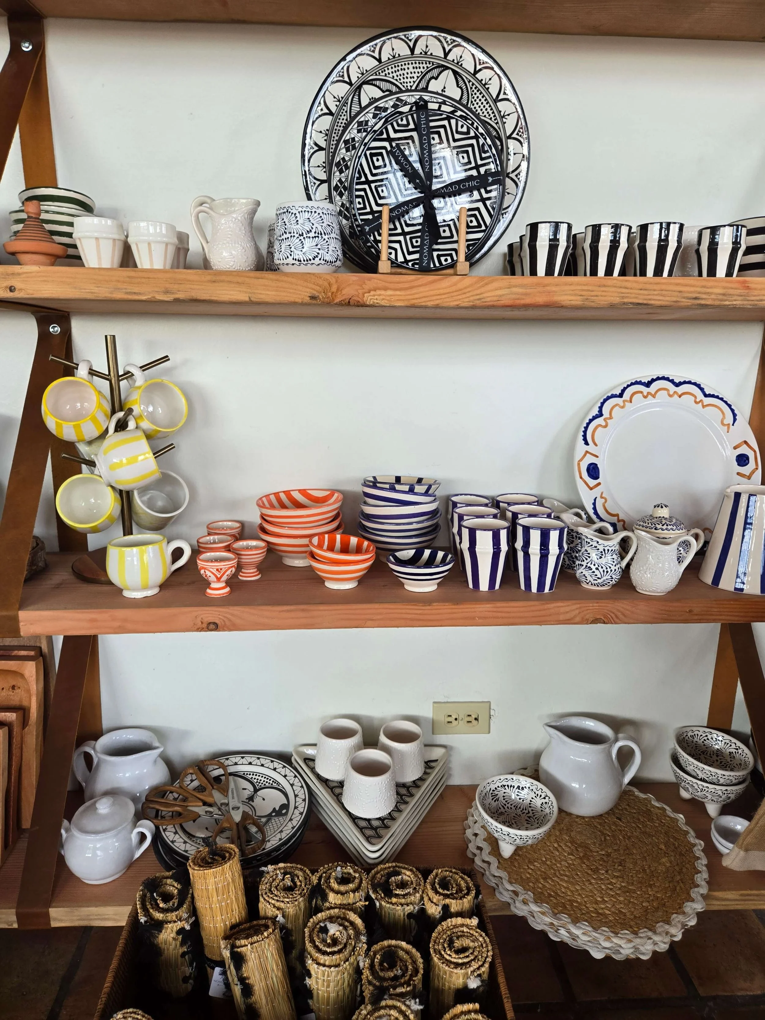 NOMAD-CHIC-TODOS-SANTOS-1.jpg