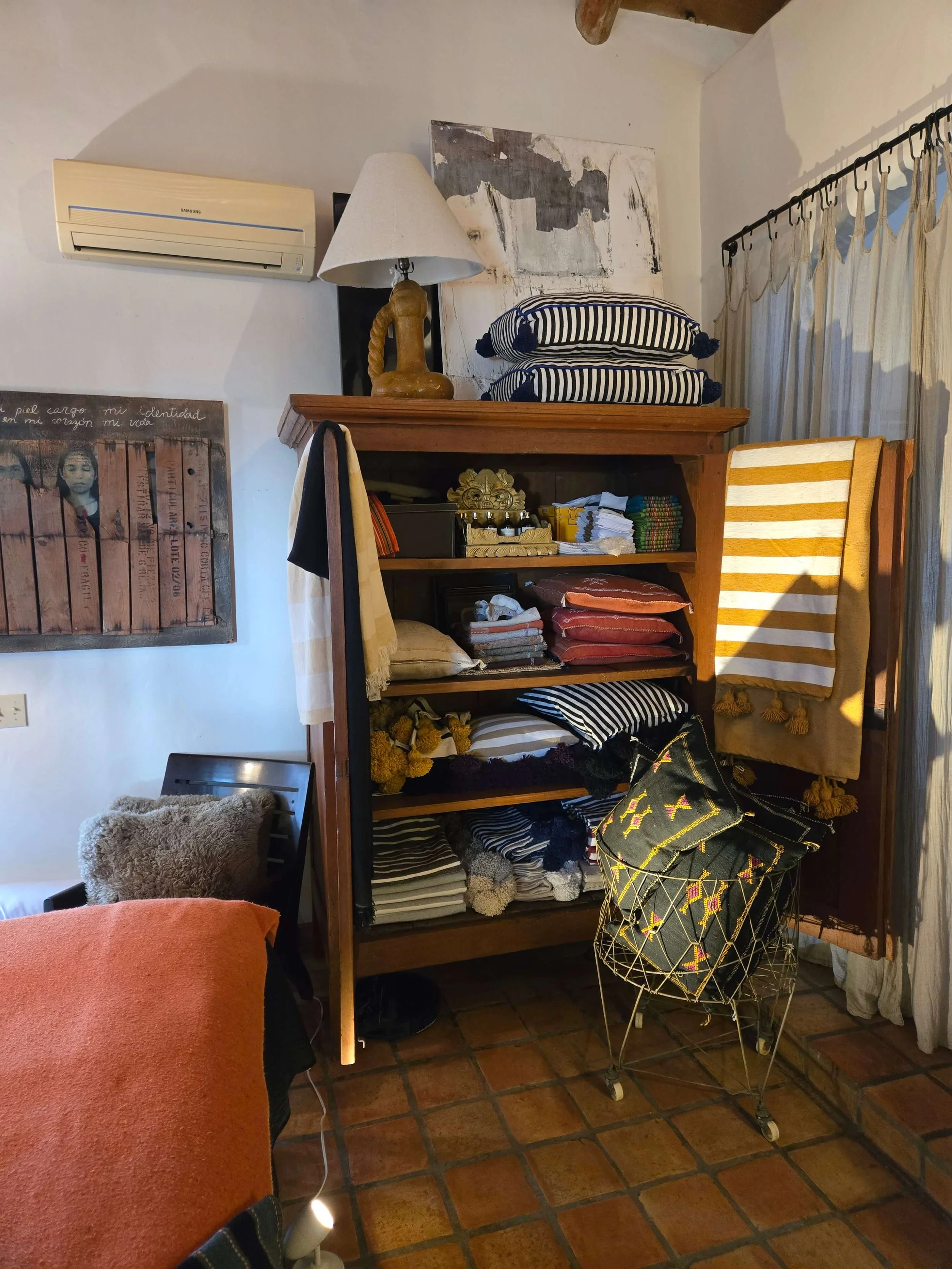 NOMAD-CHIC-TODOS-SANTOS-3.jpg
