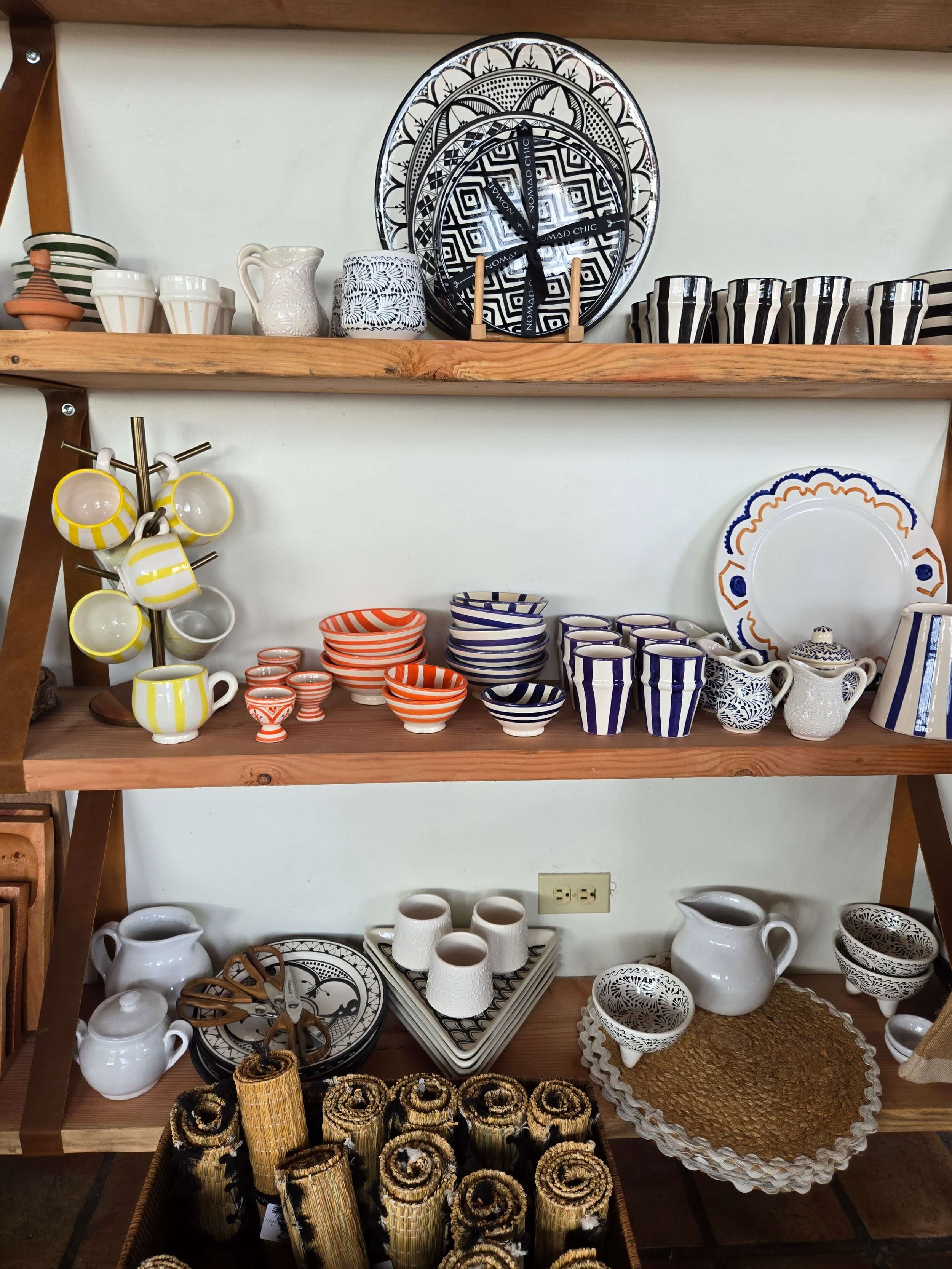 Nomad Chic: Curated Boutique Shopping in Downtown Todos Santos
