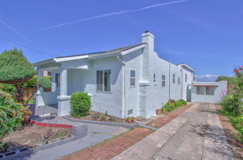 House at the beginning of the project. 