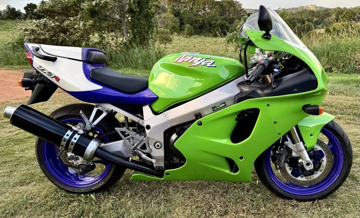 1996 Kawasaki ZX7R