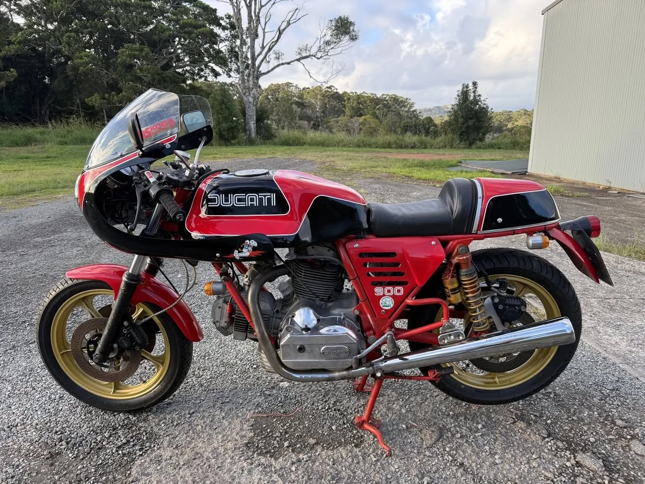 1984 DUCATI MIKE HAILWOOD REPLICA - NCR RACER INSPIRED