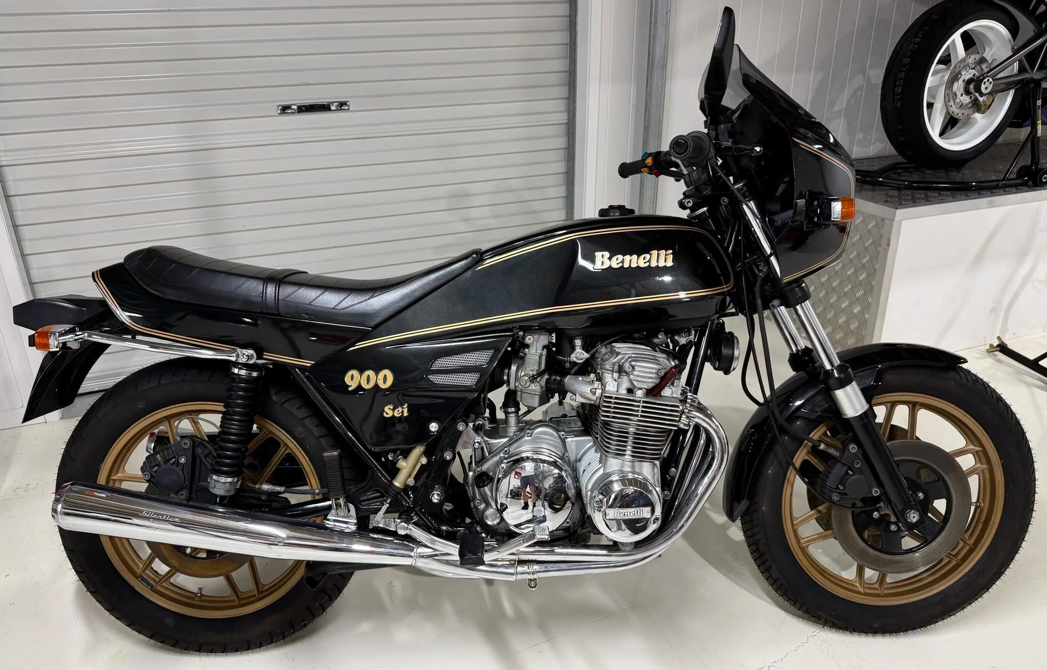 1983 Benelli 900 Sei - Full Restoration