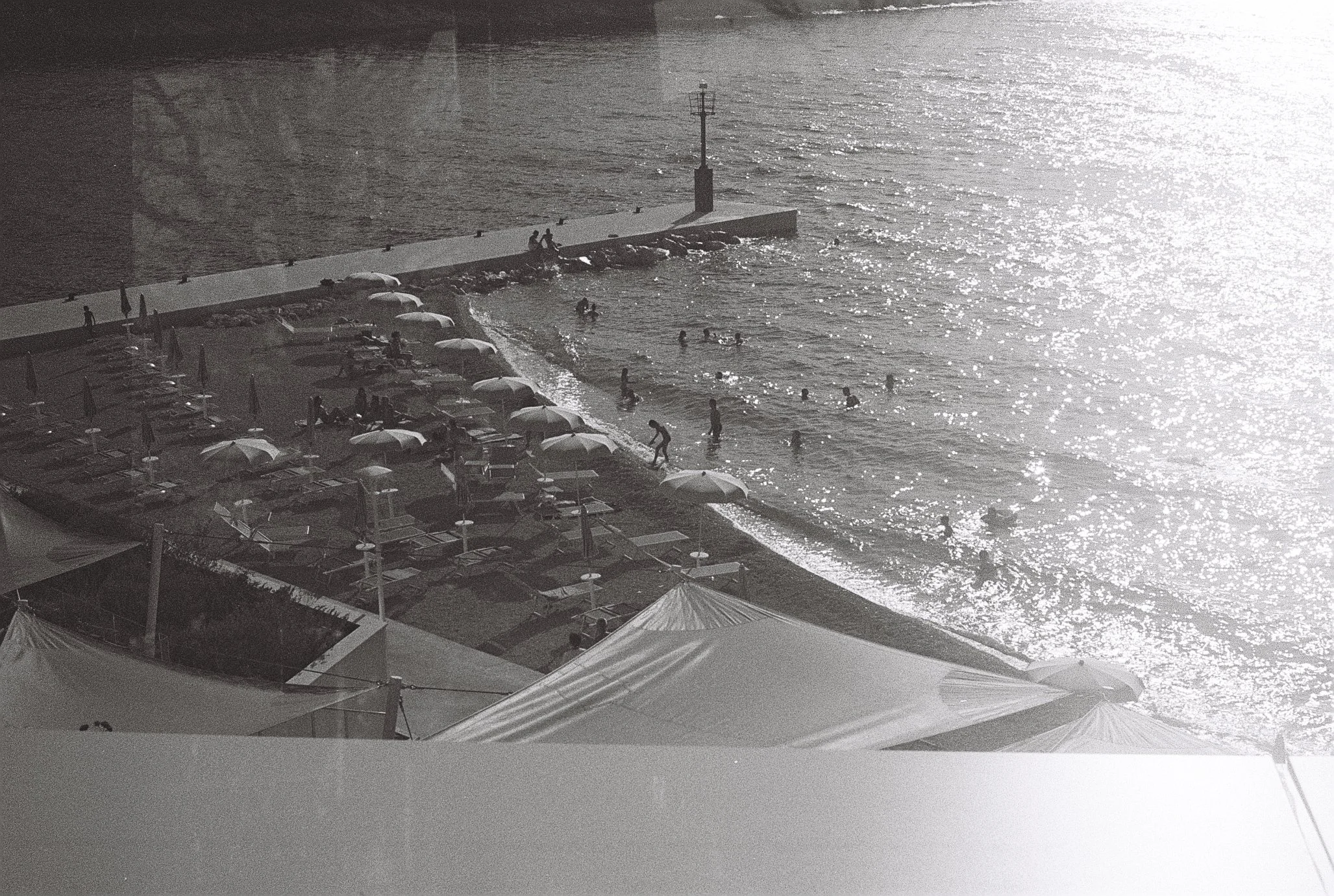R1-07647-0024.jpg