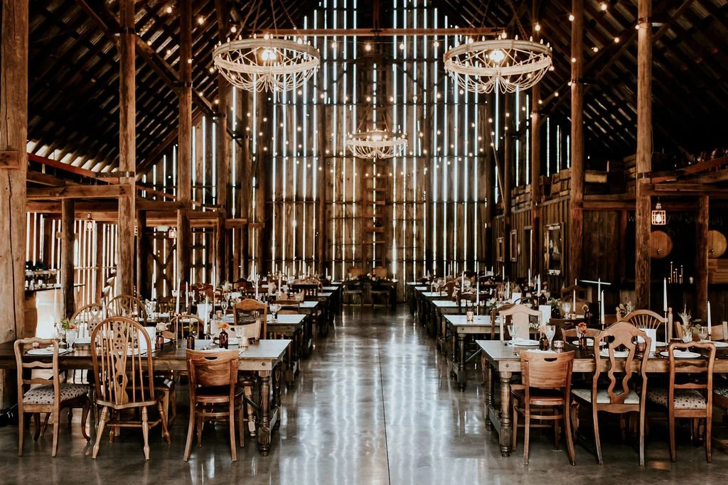 tin+roof+barn+wedding+hazlewoodphotography-030.jpg