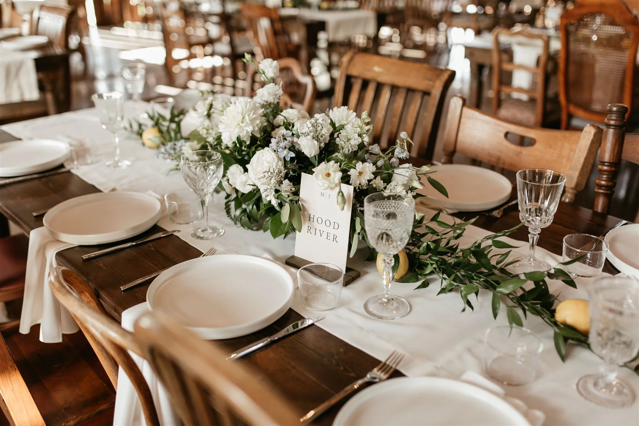 tin+roof+barn+wedding+indwellphotography-500.jpg