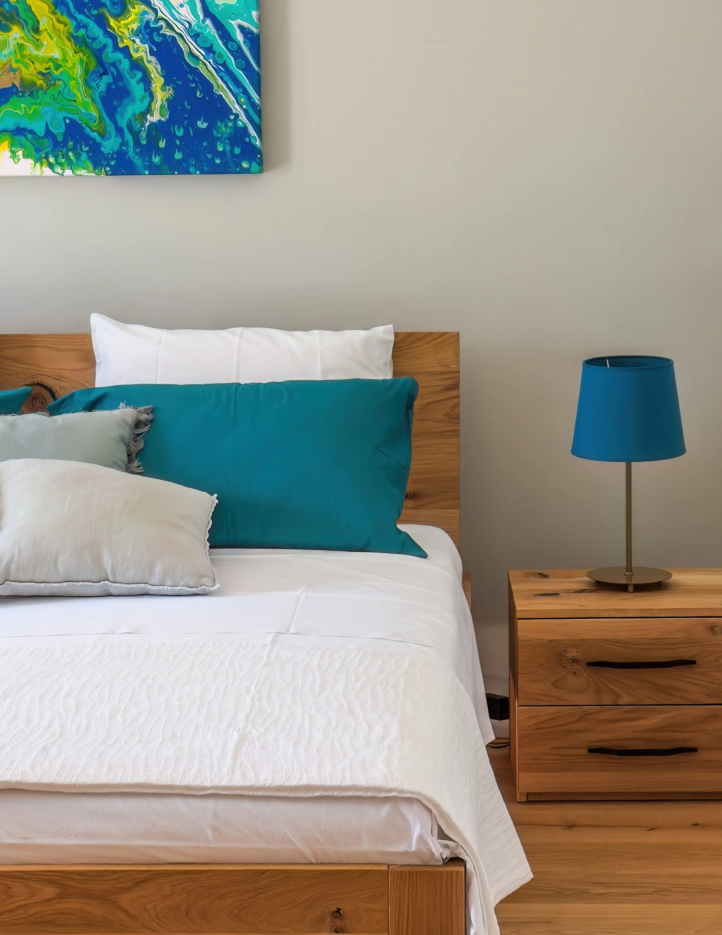 iPHONE-6082026-2-gigapixel-low resolution v2-2x.jpg