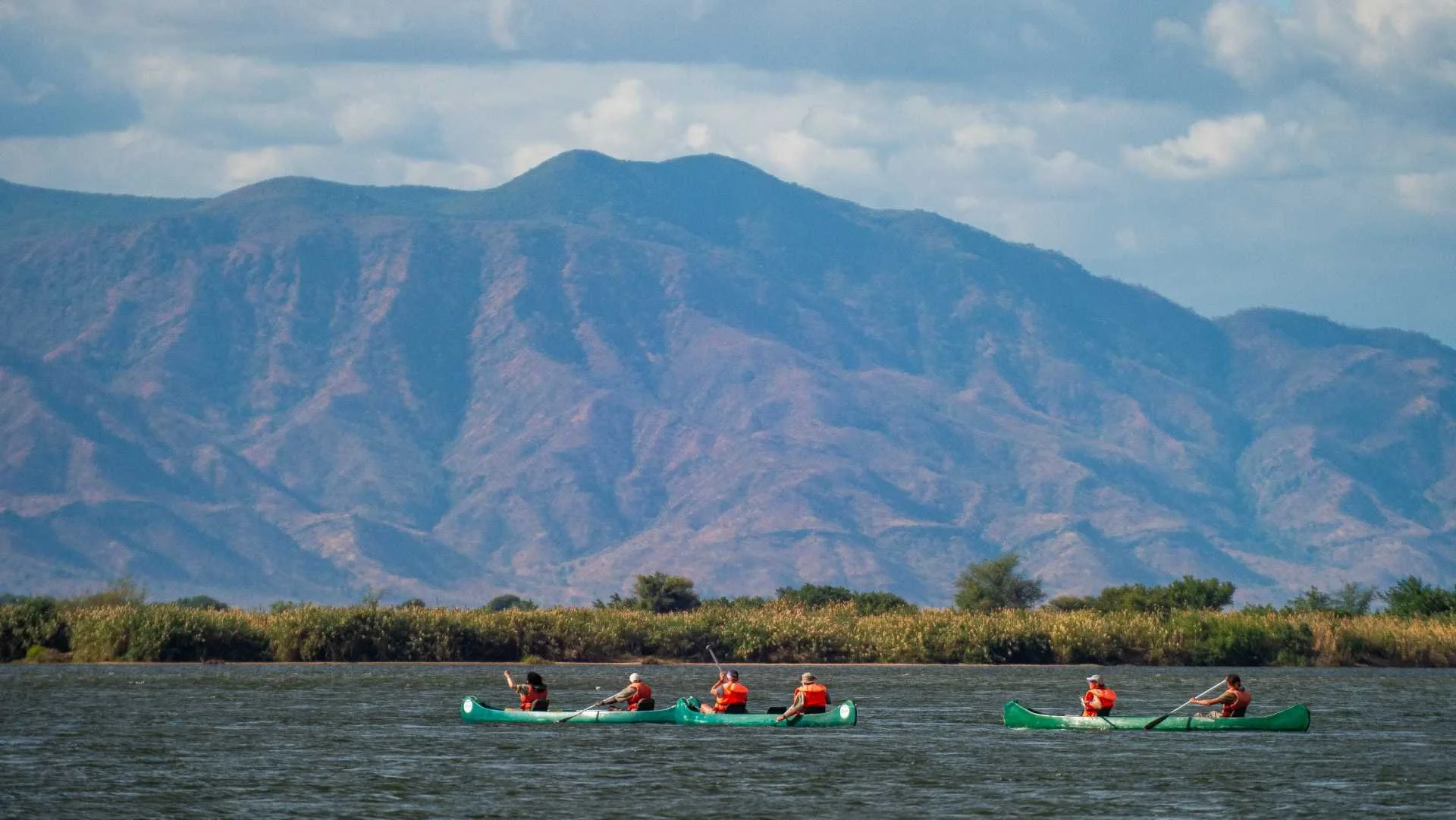 ZAMBIA, CANOE