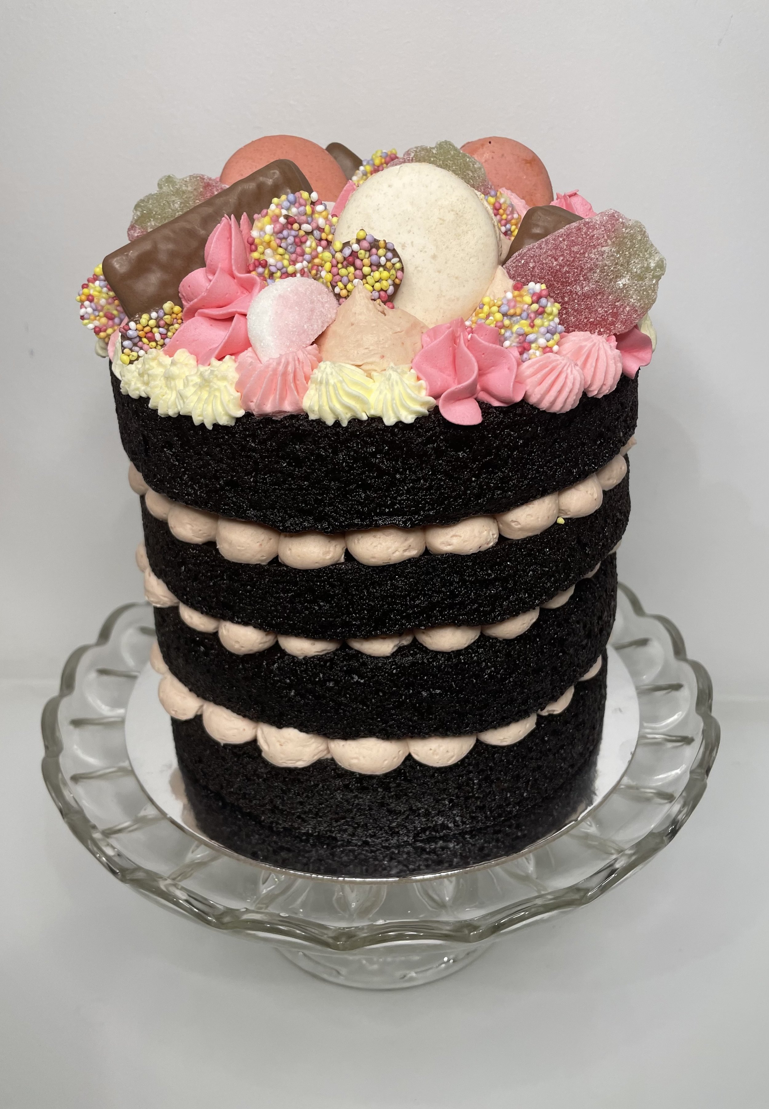 Naked chocolate cake
