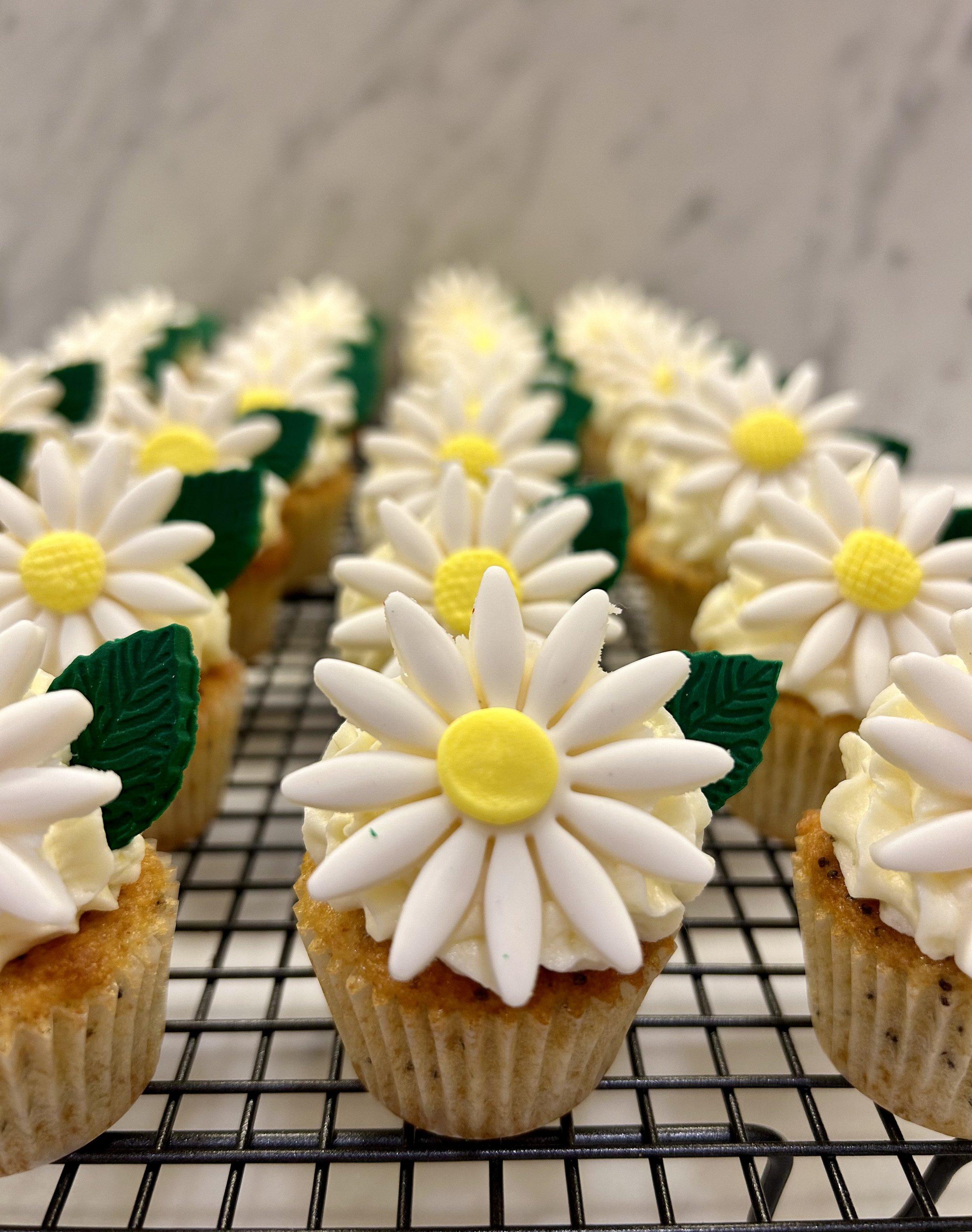 Mini lemon cupcakes with lemon curd & lemon buttercream