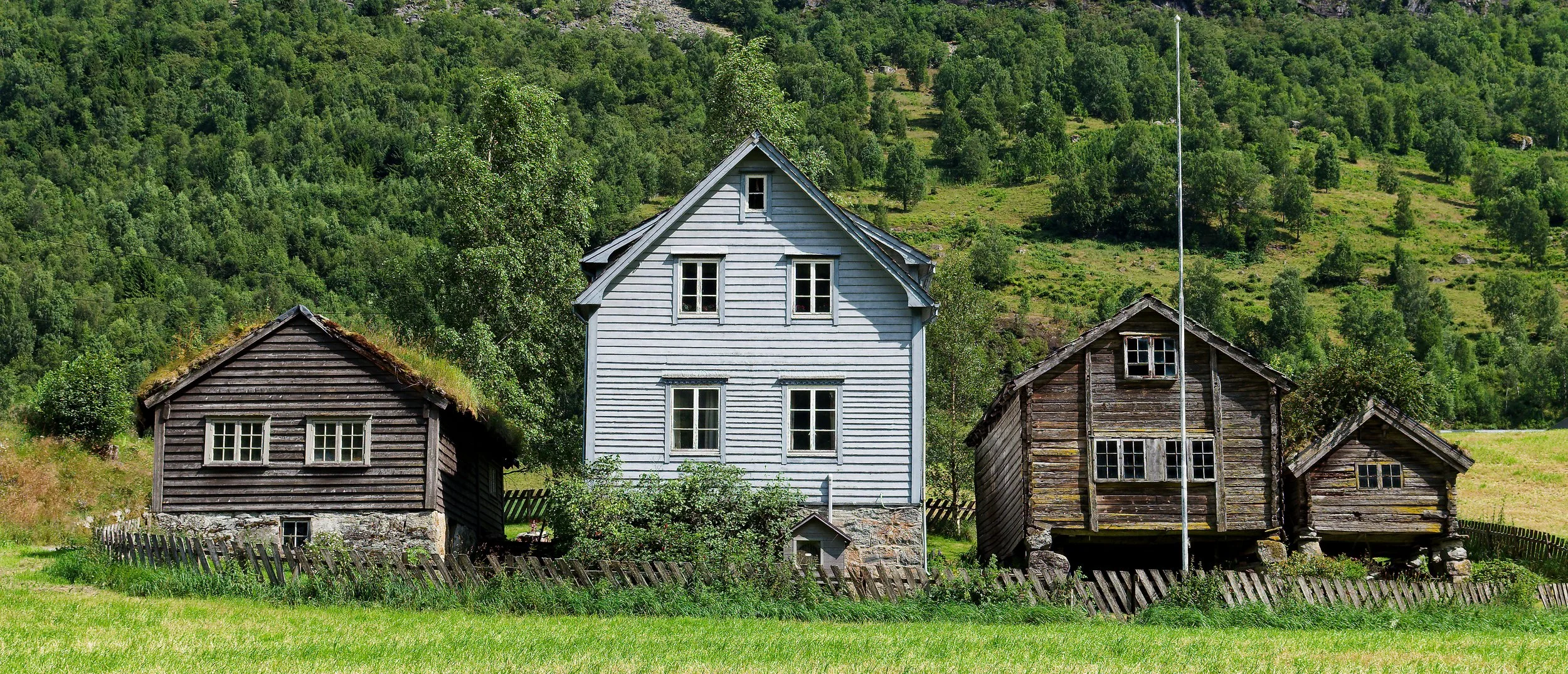 DSCF3250hi_res.jpg