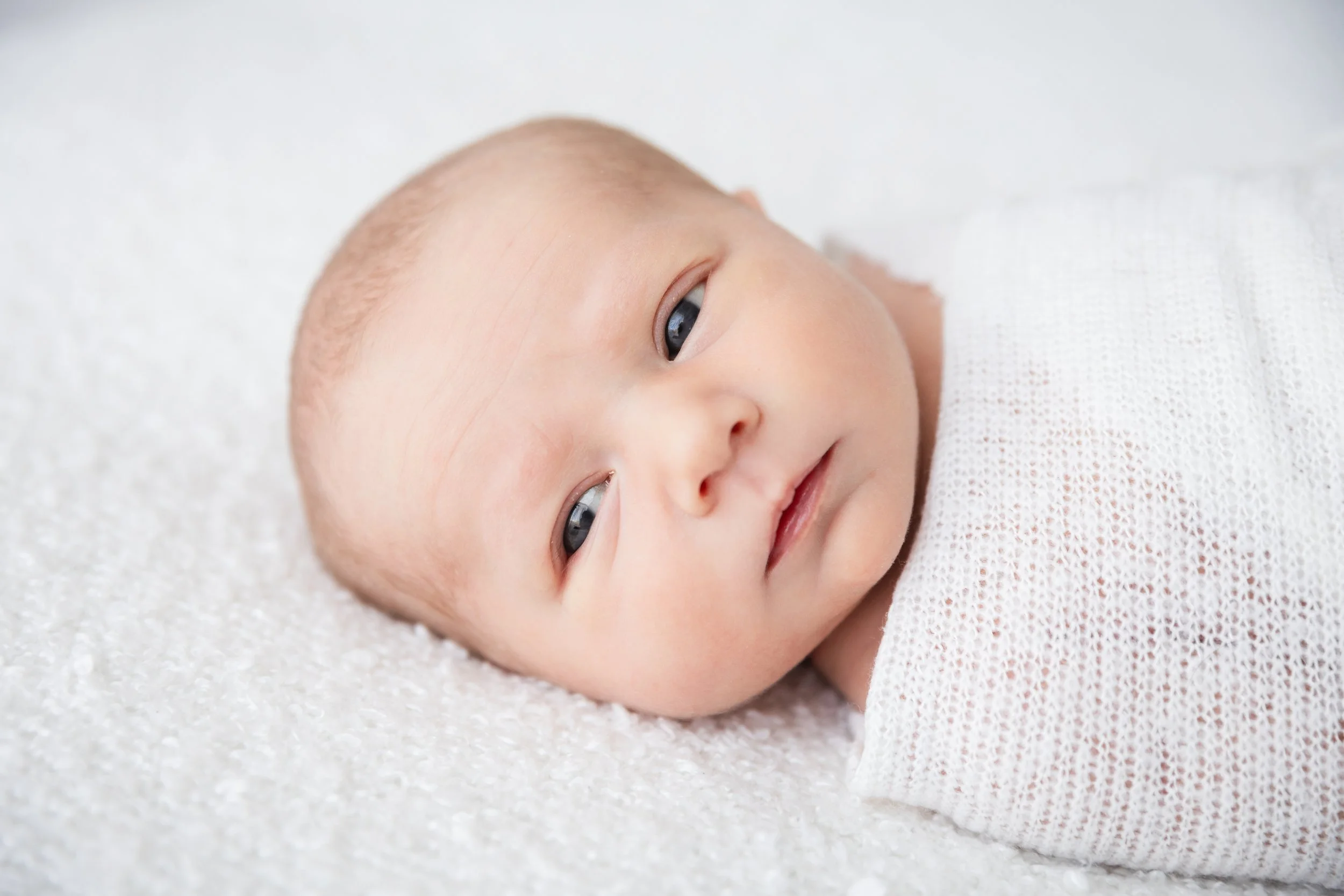 Newborn kuvaus studiossa | Jenni Laaksonen, Loimaa